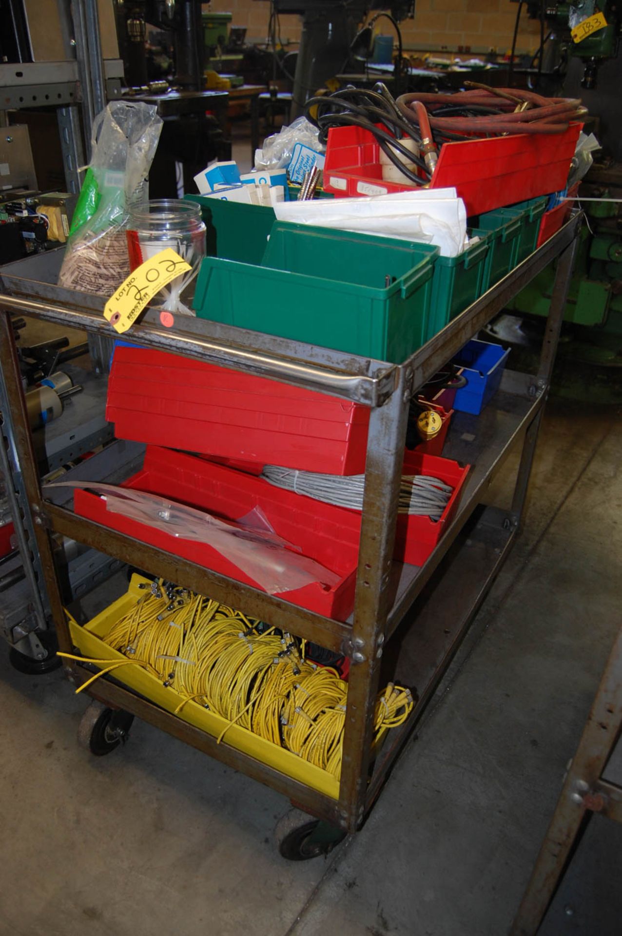 ROLLING CART WITH ELECTRICAL