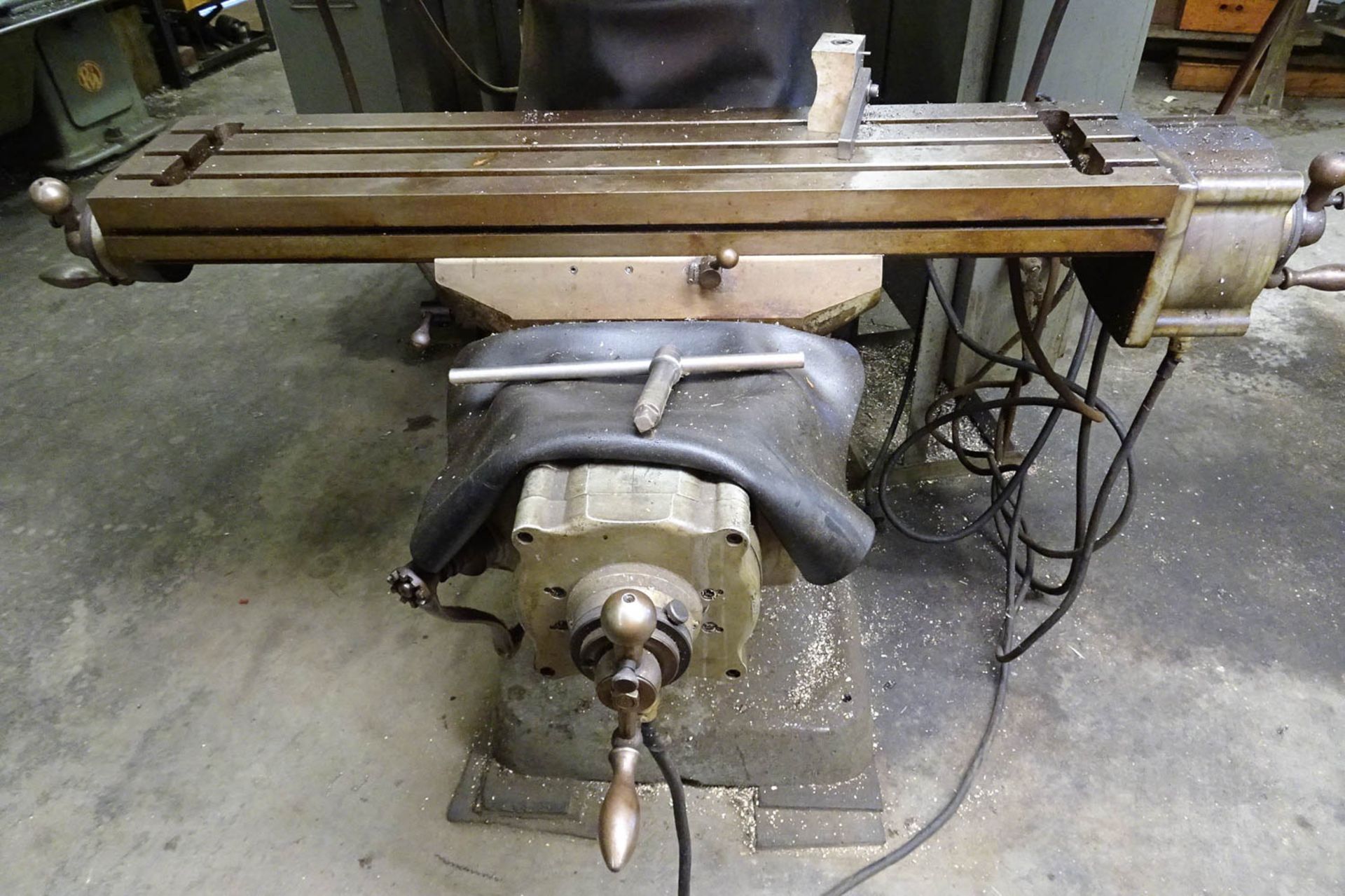 BRIDGEPORT 1HP DUAL HEAD LINE-A-MILL OPTICAL LINE TRACER MILL, WITH 9" X 42" POWER FEED TABLE, 80- - Image 3 of 5