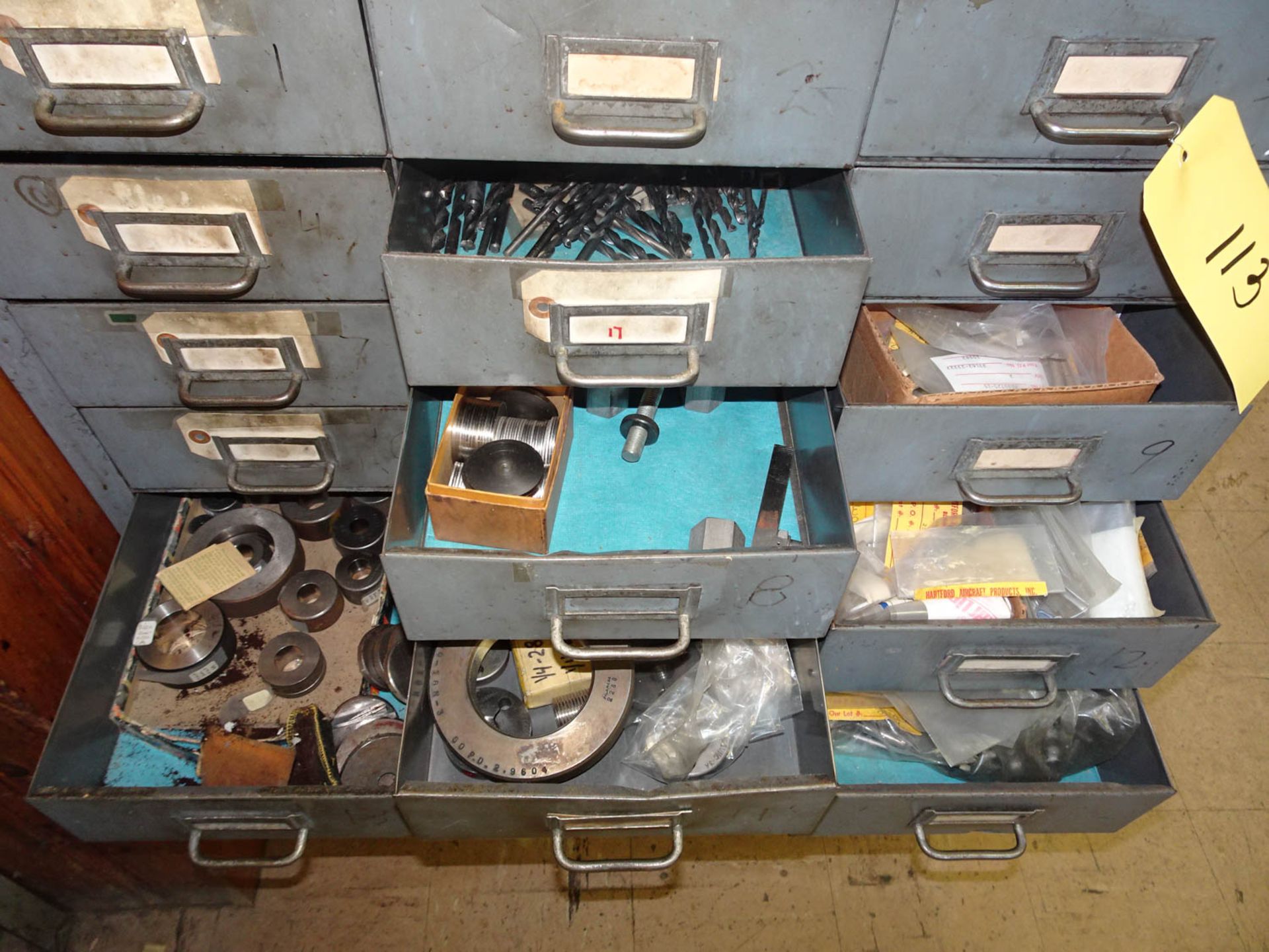 MULTI-DRAWER SMALL PARTS BIN WITH CABINET, CONTENTS INCLUDE: HELI-COIL, SHIMS, DRILL BITS, - Image 2 of 3