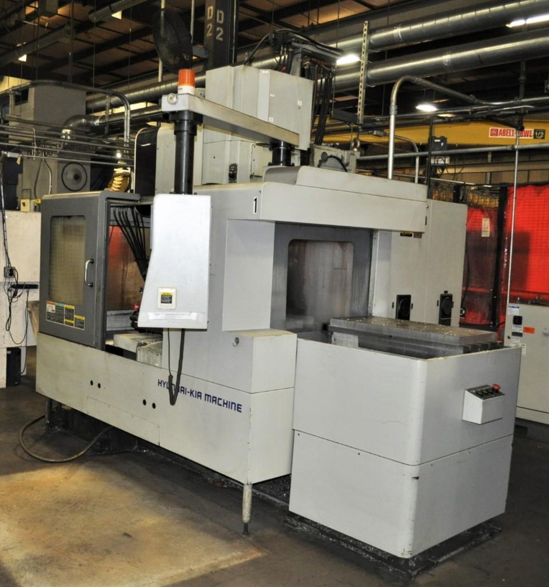 HYUNDAI KIA MODEL KV45 CNC VERTICAL MACHINING CENTER - Image 6 of 8