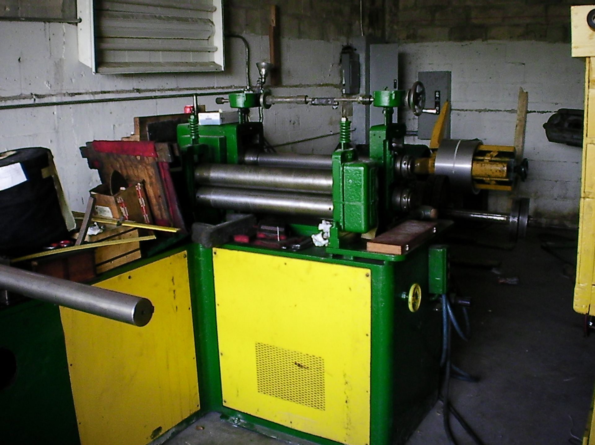 24 INCH STANAT SLITTING LINE 3 ARBORS 5000 LB COILS