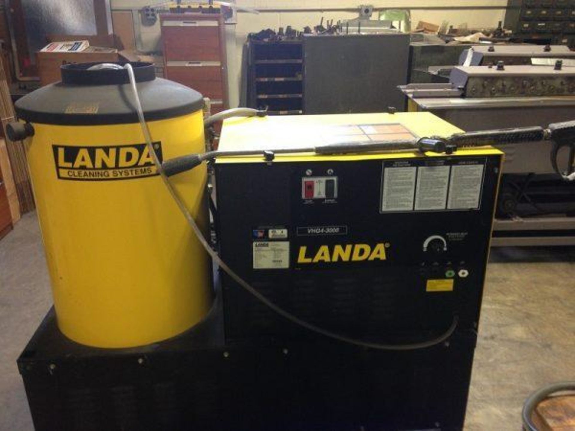 LANDA MODEL VHG4-3000 HOT WATER TYPE PRESSURE WASHER