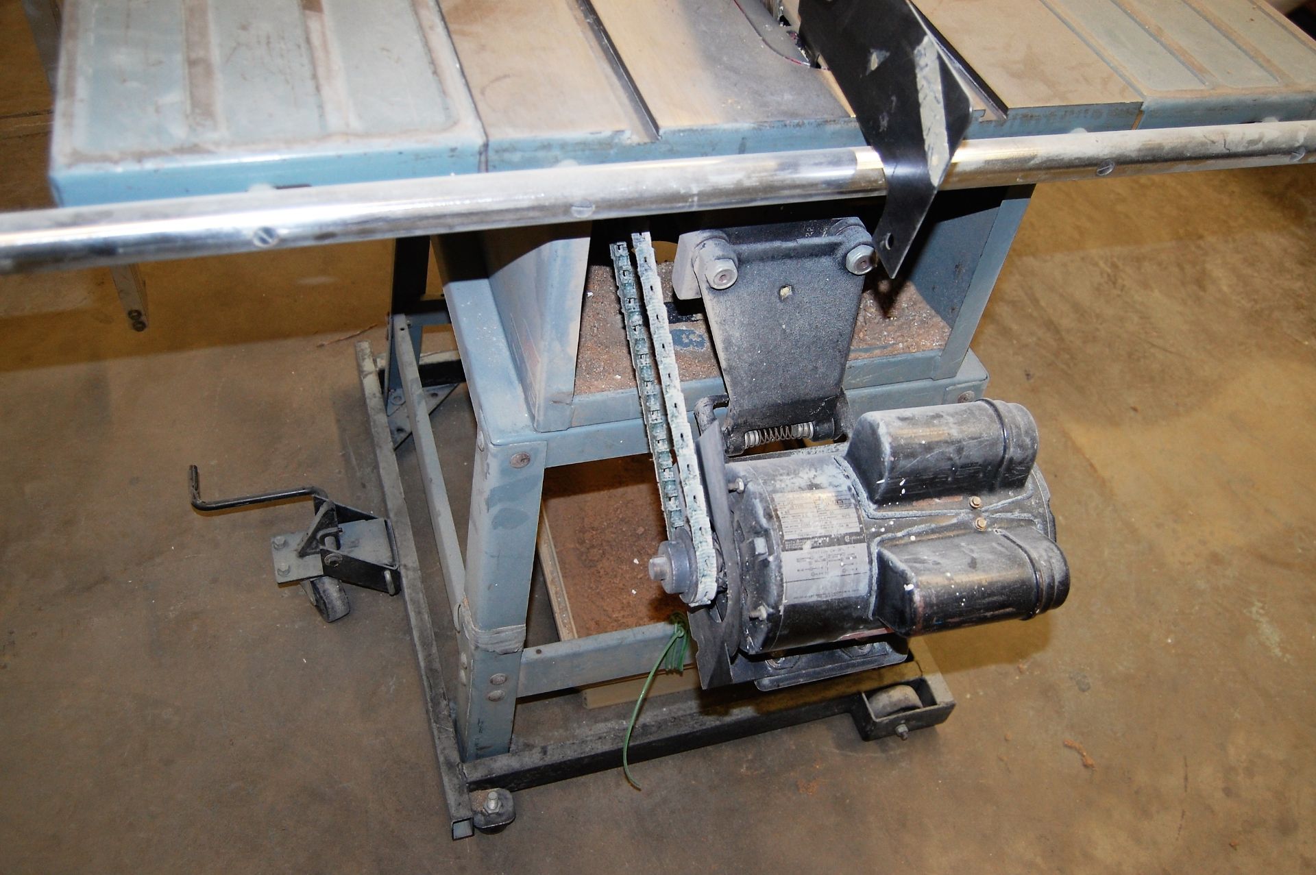 DELTA MDL. 34-444 TABLE SAW, SINGLE PHASE, 1-1/2HP, S/N: 94E97713 - Image 5 of 5