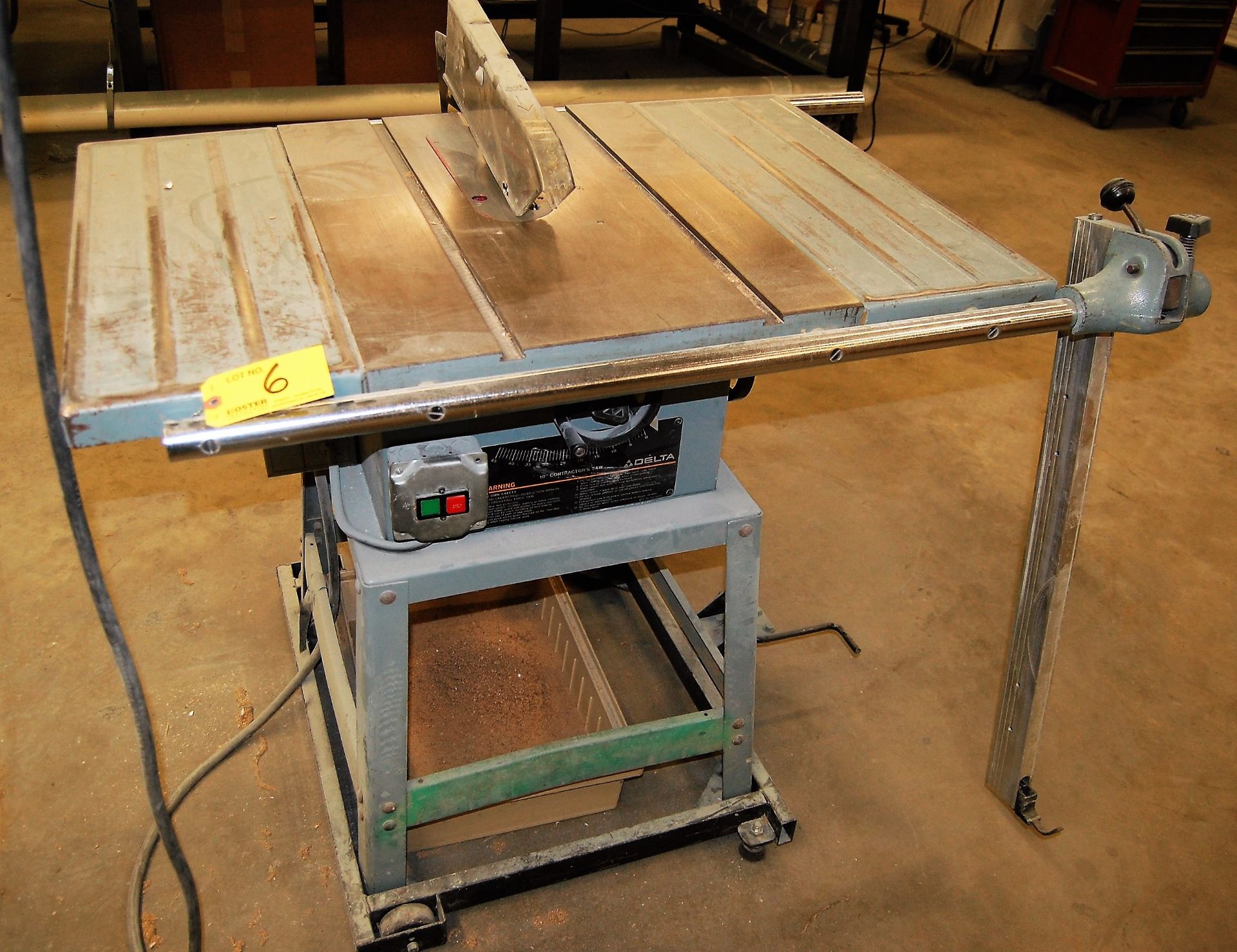 DELTA MDL. 34-444 TABLE SAW, SINGLE PHASE, 1-1/2HP, S/N: 94E97713