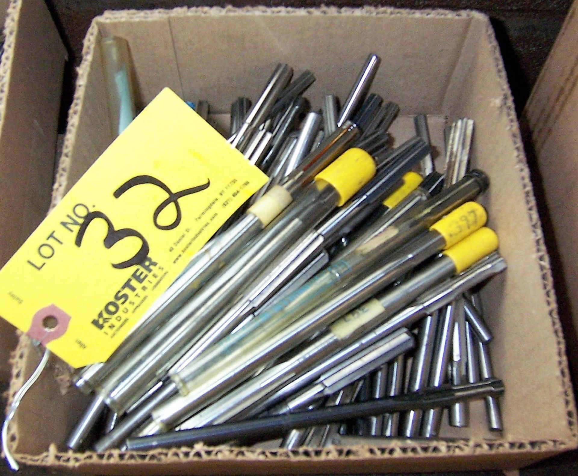 LOT OF ASSORTED HAND REAMERS