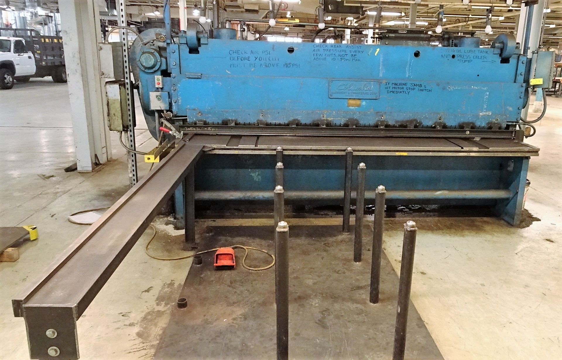 10' X 3/8" COLUMBIA 610 GAP FRAME MECHANICAL SHEAR, WITH BACK GAUGE, SQUARING ARM, 18" GAP, S/N: