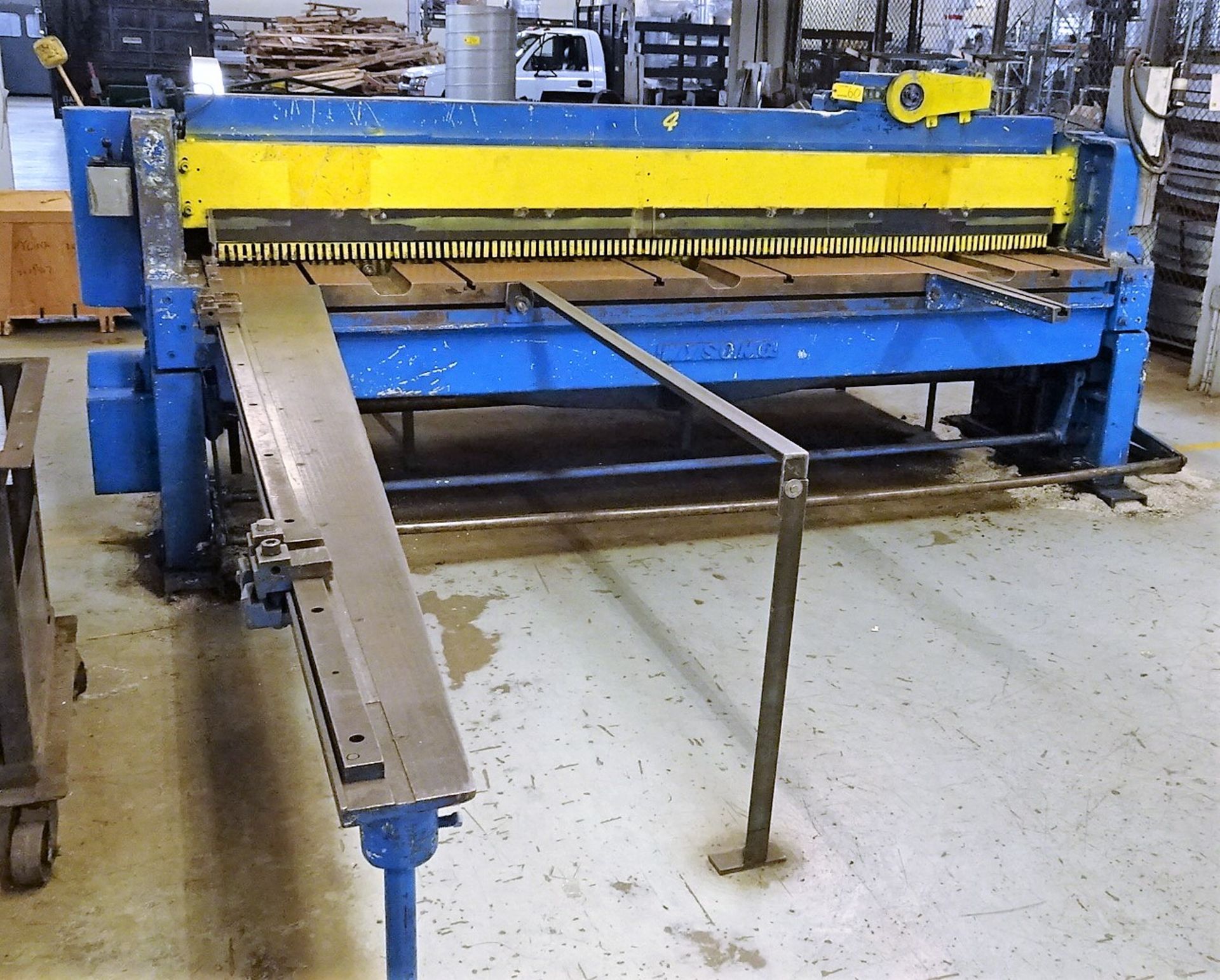 WYSONG 10' MECHANICAL SHEAR, APPROXIMATELY 10 GAUGE CAPACITY, SQUARING ARM, FRONT POWERED POWER BACK