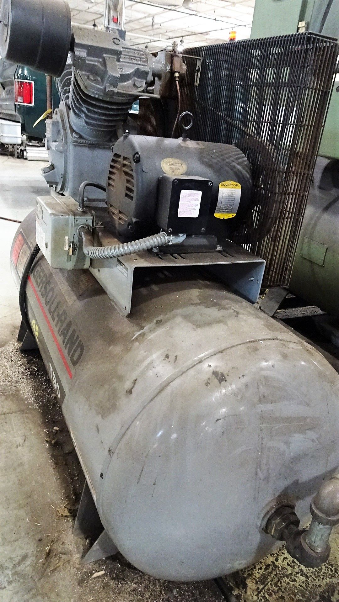 INGERSOLL-RAND MDL. T30-2545E10V 10 HP TWIN PISTON HORIZONTAL AIR COMPRESSOR WITH APPROXIMATELY - Image 2 of 3