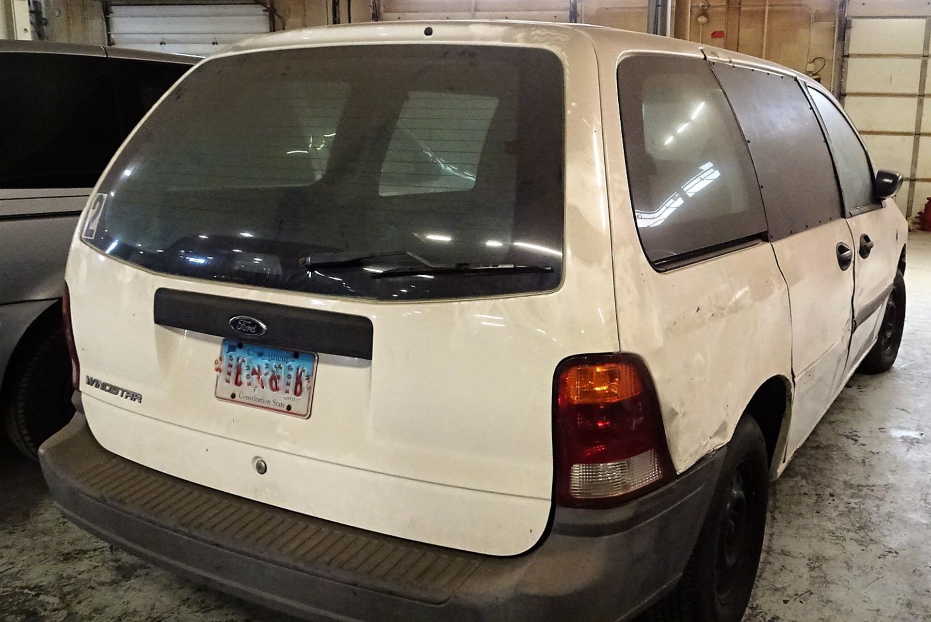 2001 FORD WIND STAR MINI VAN, MILEAGE N/A, VIN 2FTZA54471BB55482, (PLEASE NOTE: NO BATTERY, NO - Image 3 of 3