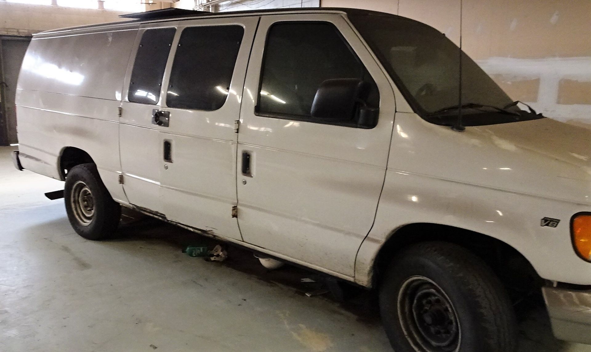 2002 FORD CARGO VAN WITH TRITON V8 MOTOR, 207,324 MILES, DRIVER COMPARTMENT SAFETY CAGE, VIN - Image 2 of 3