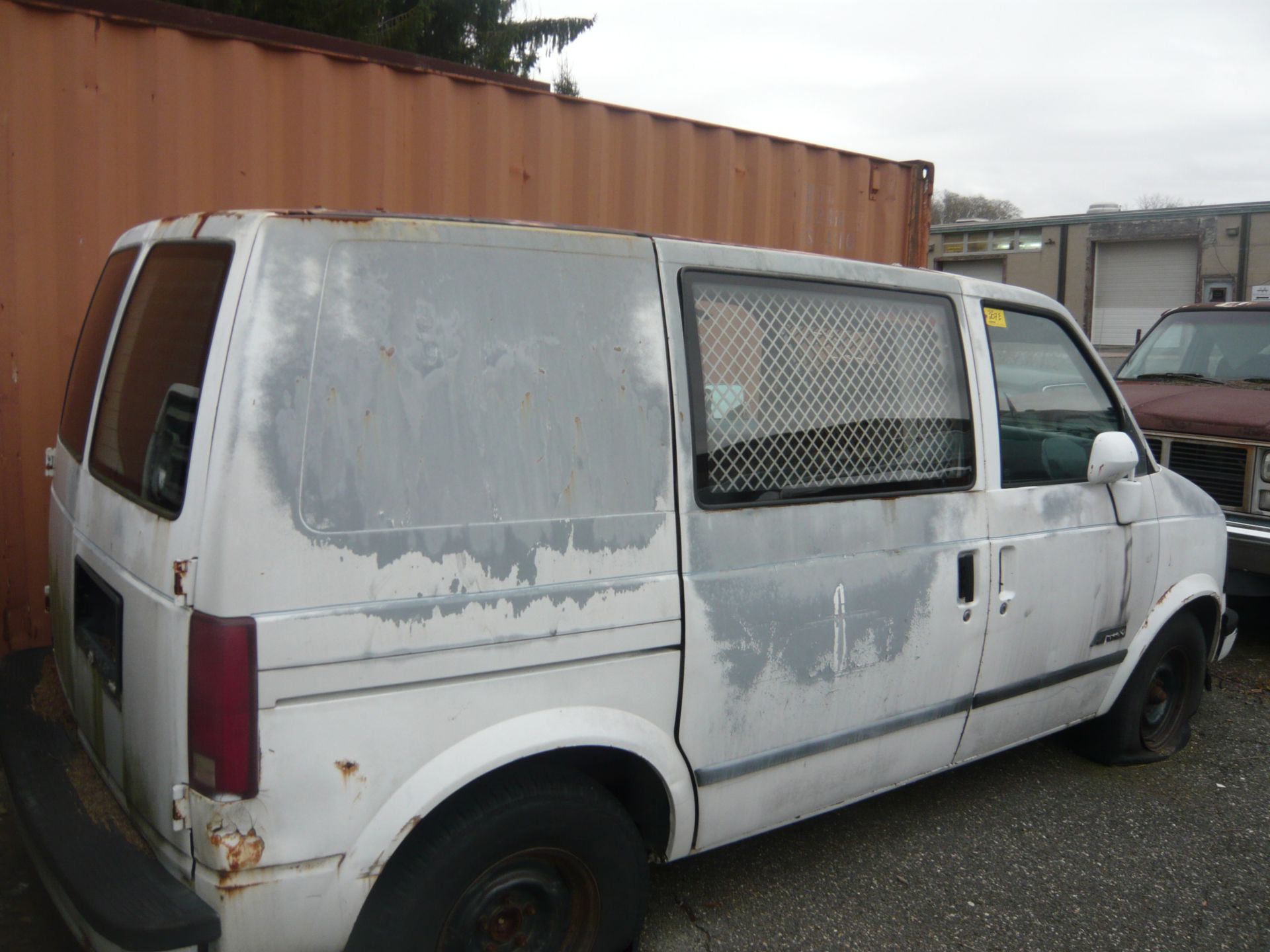 CHEVY ASTRO VAN, AS IS, NO TITLE - Image 3 of 3