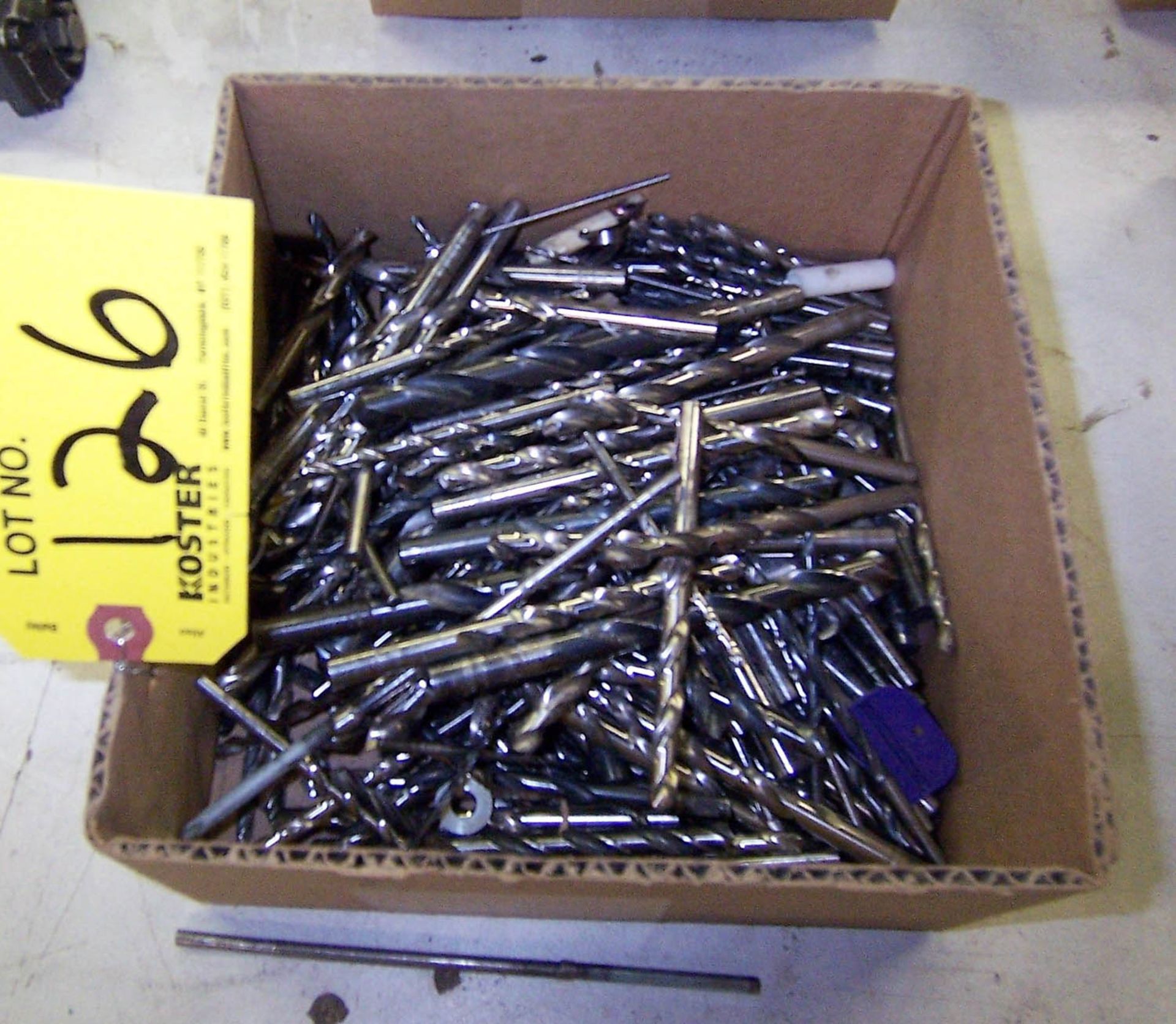 LOT OF ASSORTED DRILL BITS