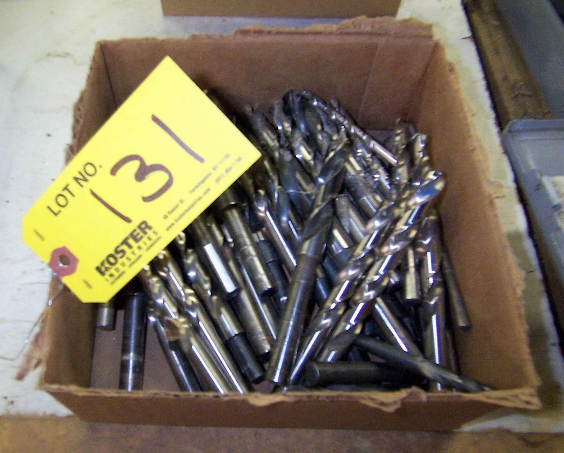 LOT OF ASSORTED DRILL BITS