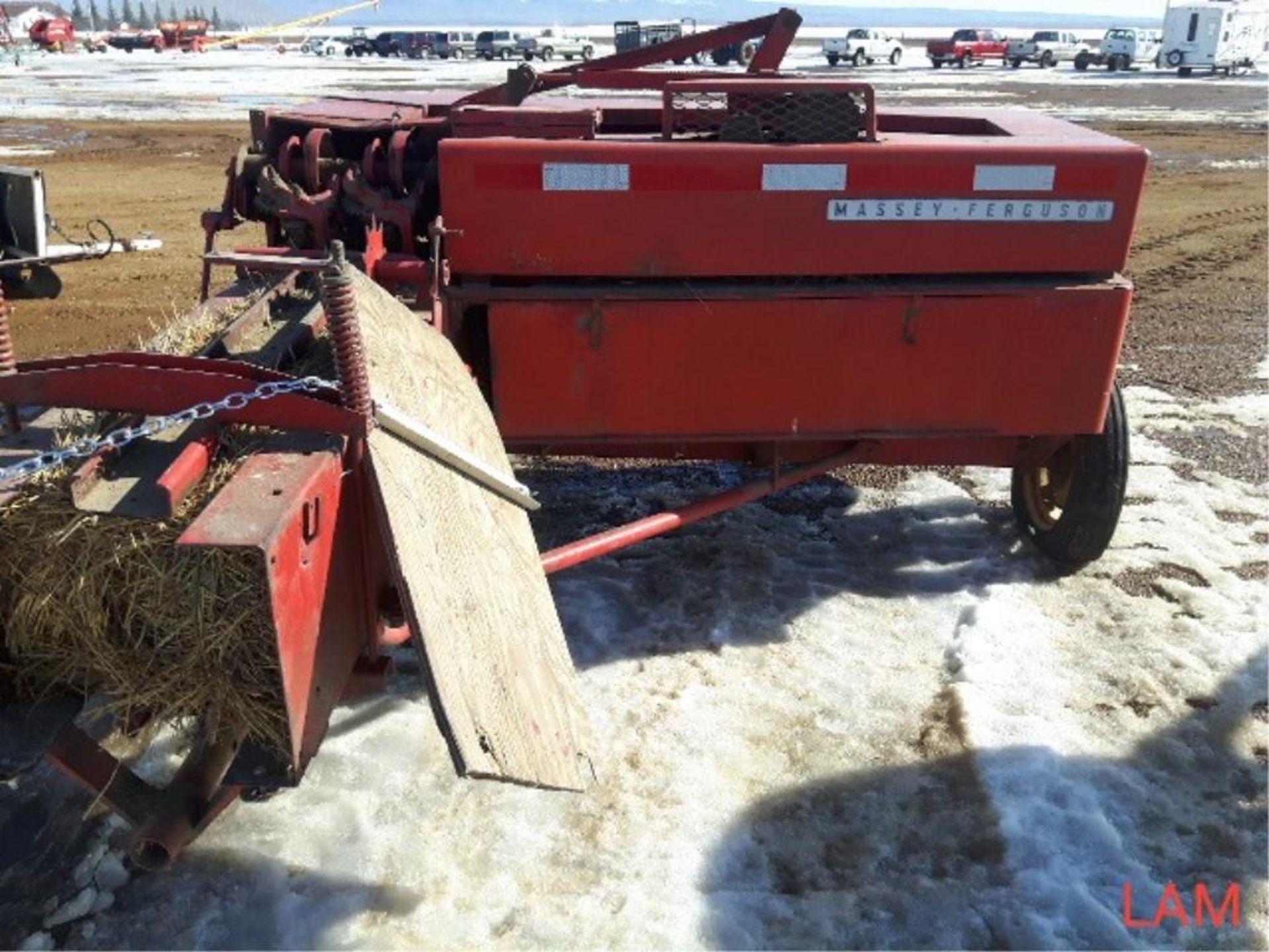 Massey Ferguson 9 Square Baler - Image 3 of 5