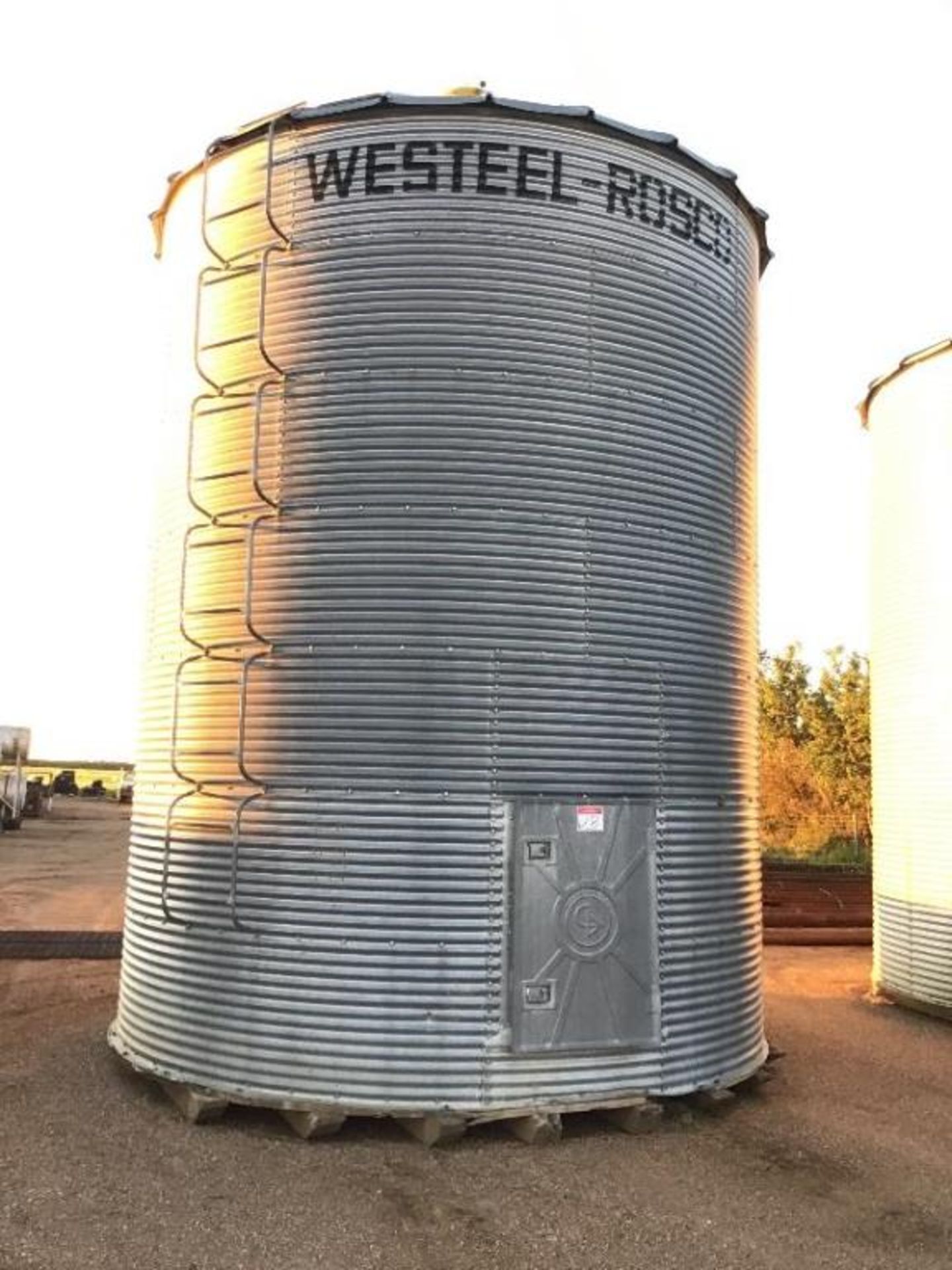 Bin 8 2400bu Westel Rosco 14ft X 7 Ring Grain Bin