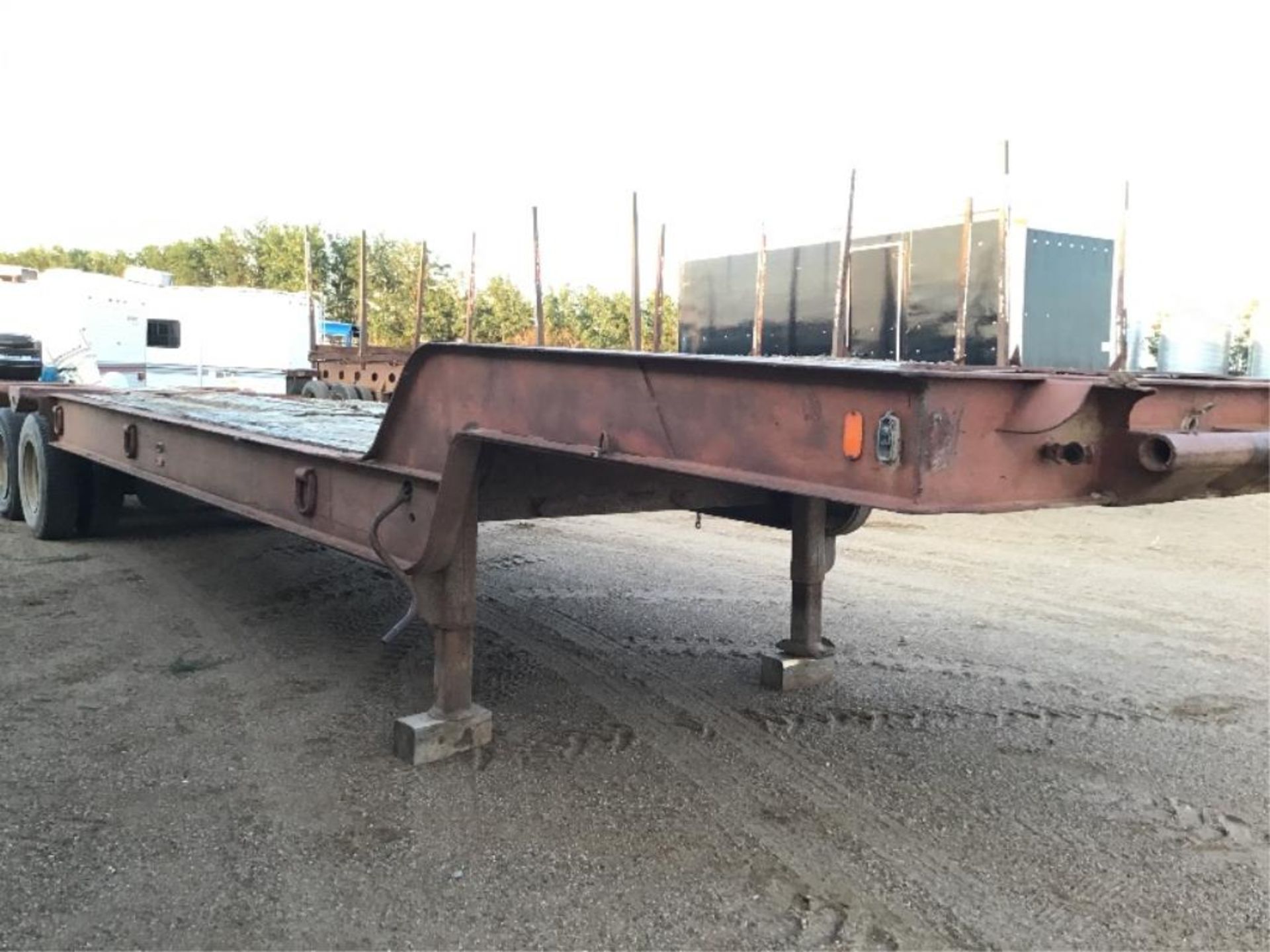 40ft x 8ft T/A Lowbed Trailer - Image 3 of 6