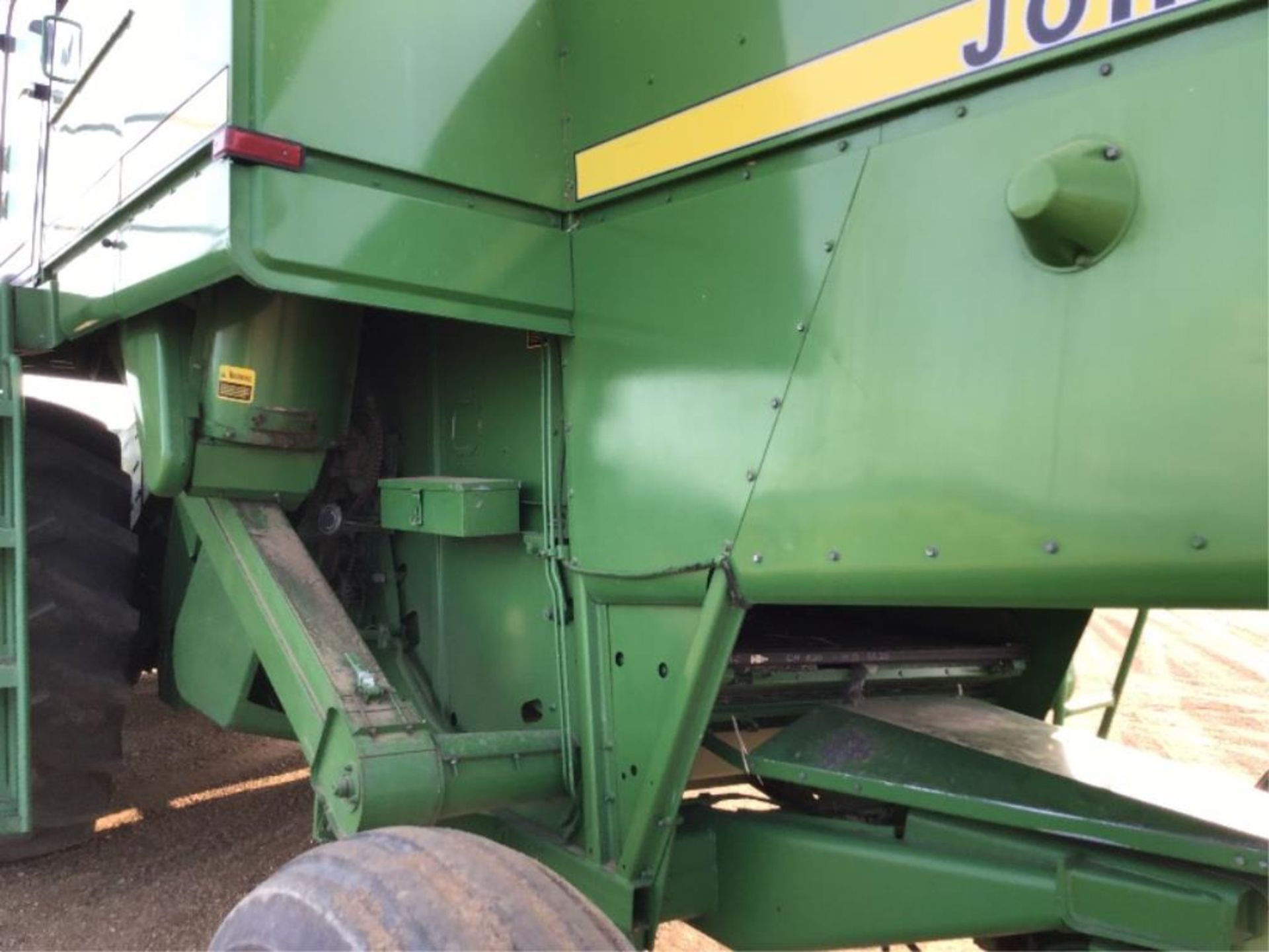 1984 6620 John Deere Combine - Image 7 of 17