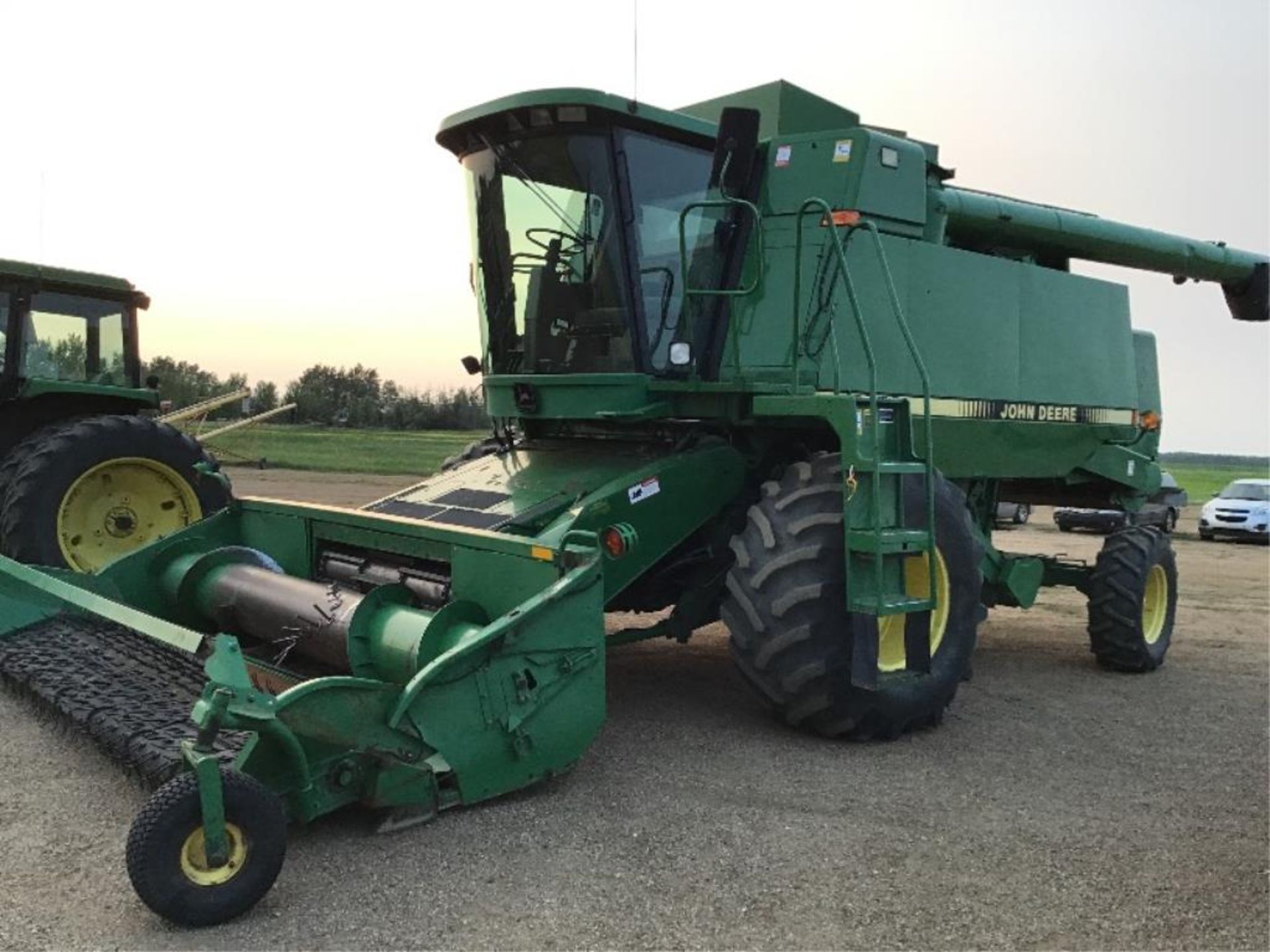 1992 9600 John Deere Combine