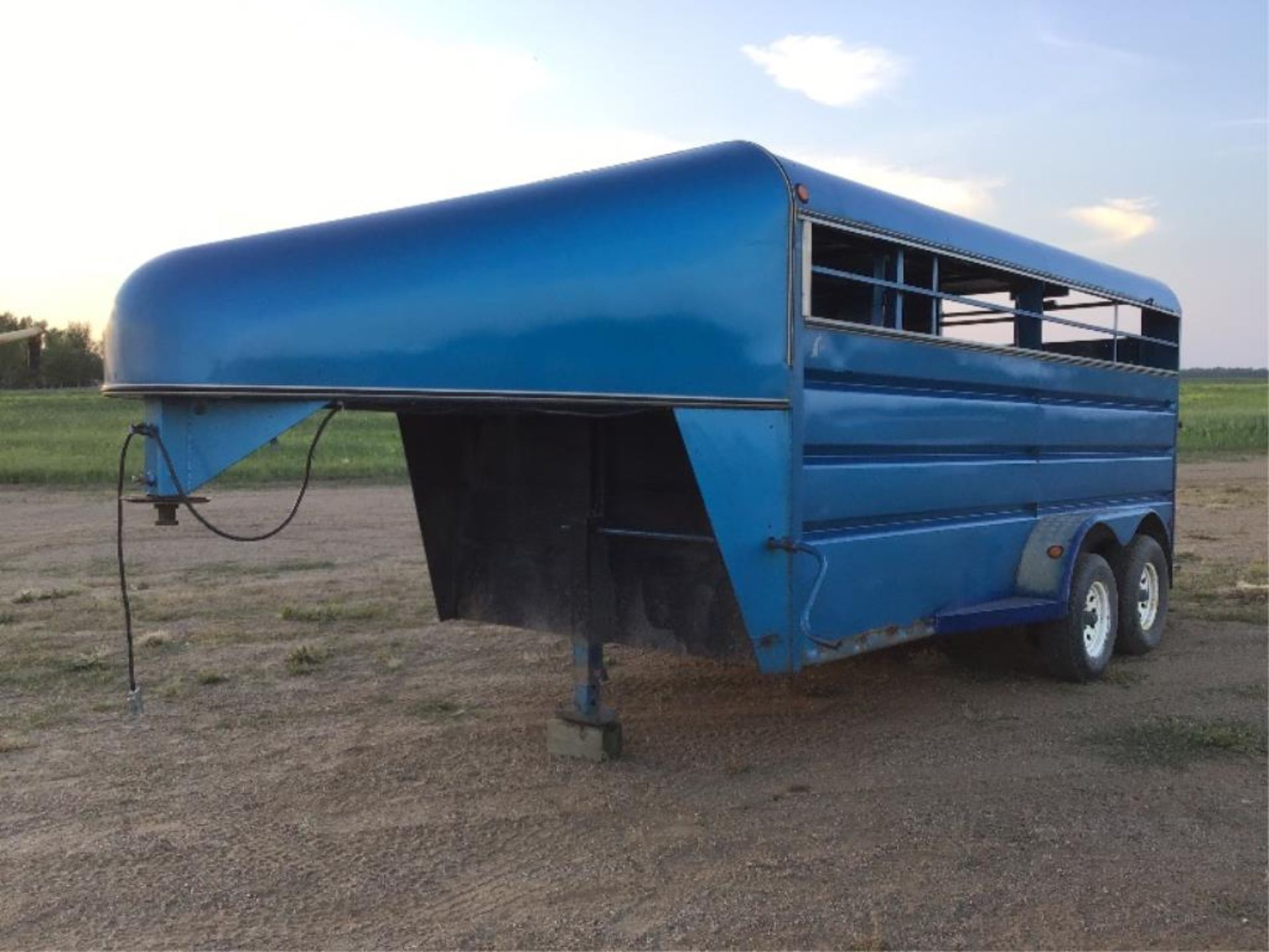 2000 16ft T/A Stock Trailer