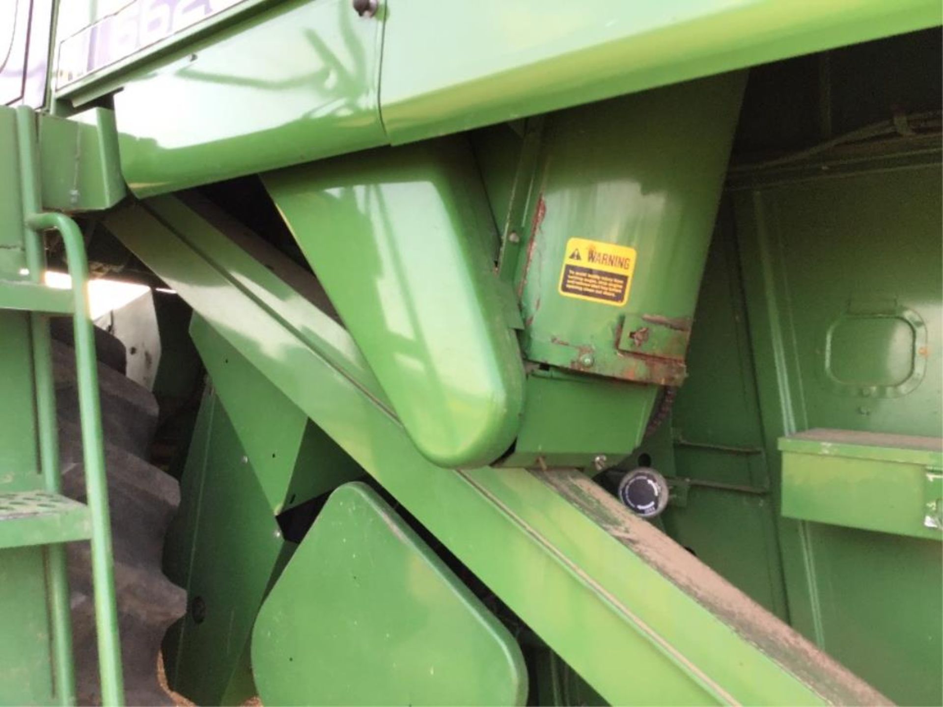 1984 6620 John Deere Combine - Image 9 of 17