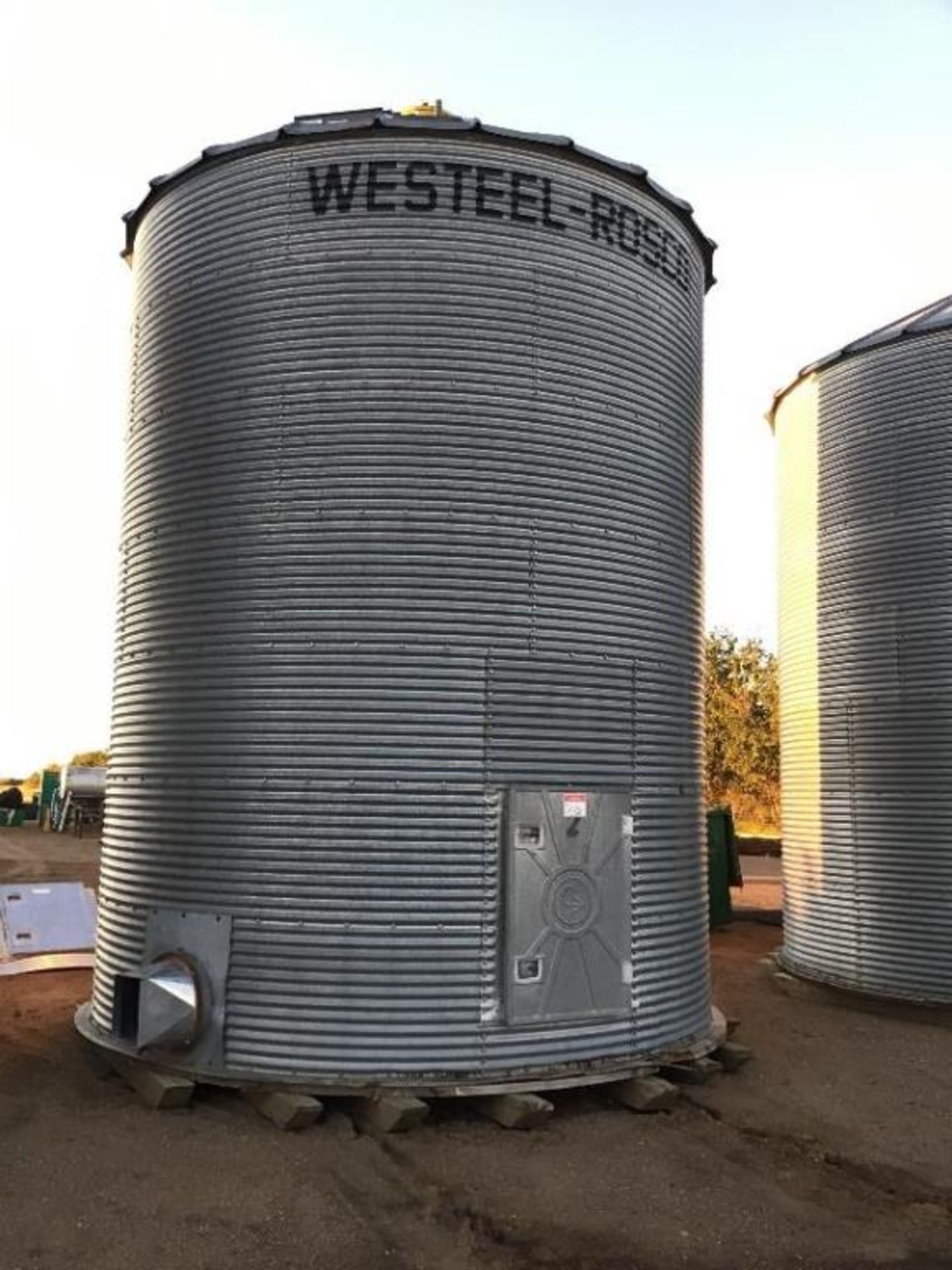 Bin D6 2400bu Westeel Rosco 14 ft x 7 Ring Grain n