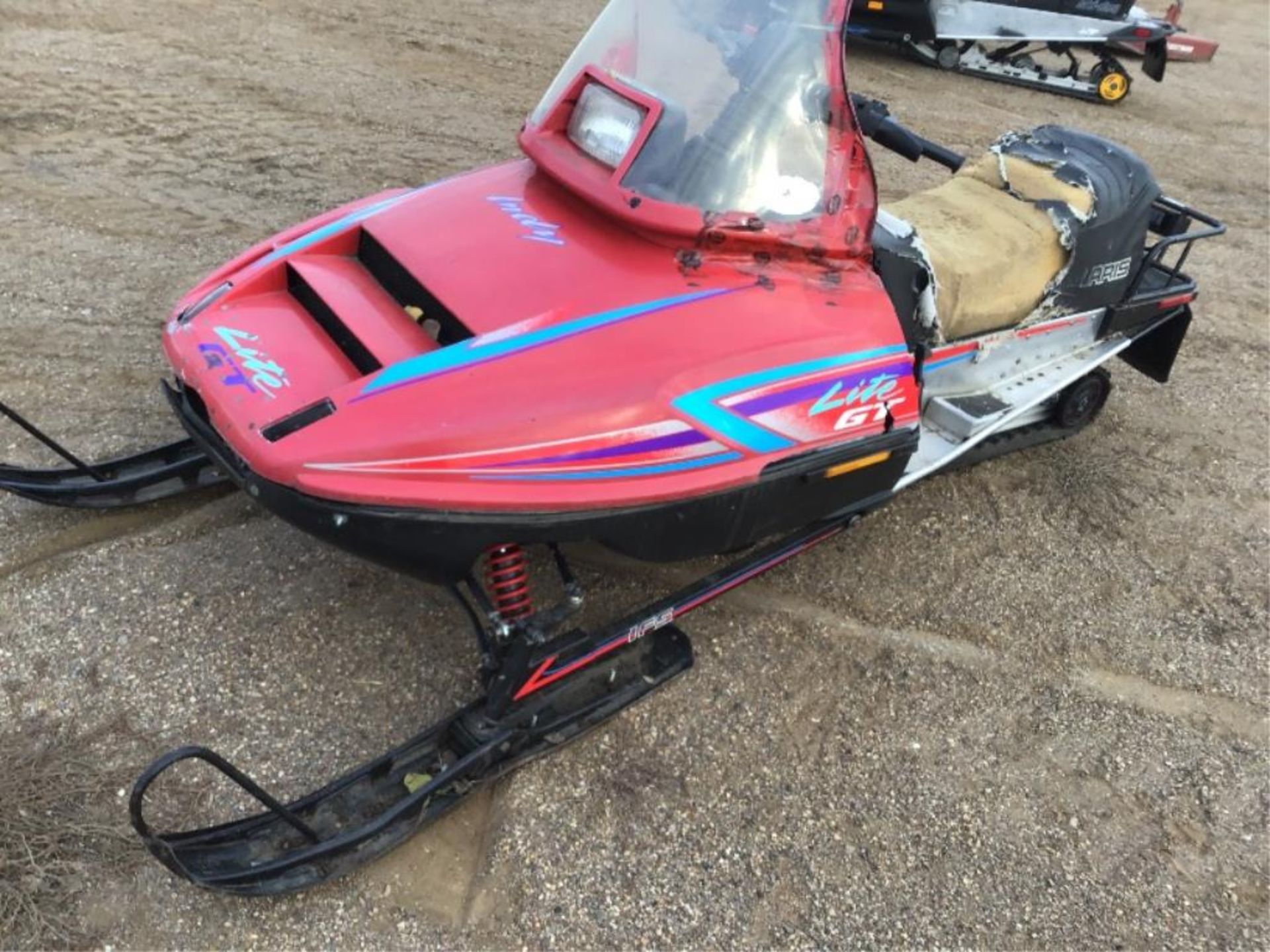 Indy Lite GT Snowmobile Not in Running Order 9045miles - Image 2 of 5