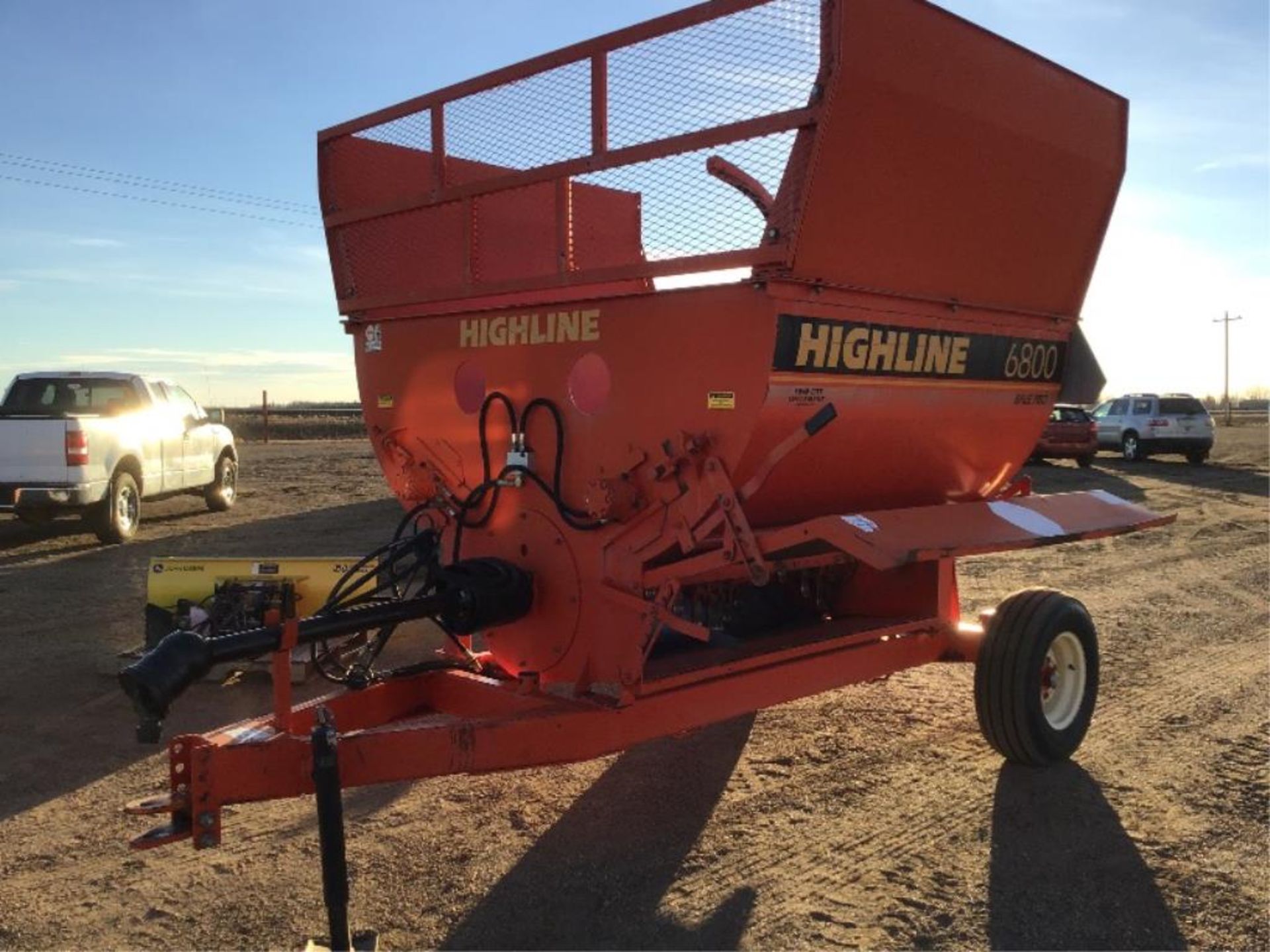 Highline 6800 Bale Pro Shredder