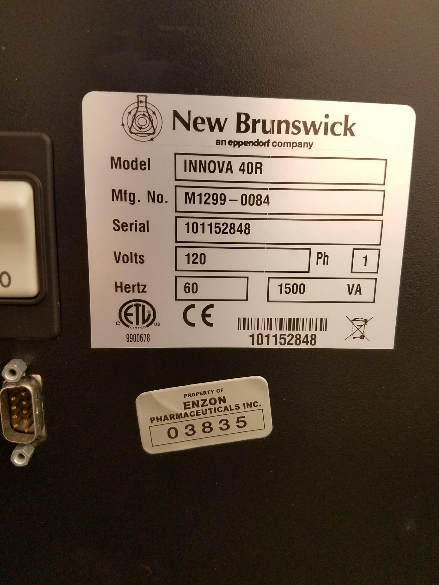 New Brunswick Scientific,Innova 40, Incubator Shaker, M# INNOVA 40R, S/N 101152848 - Bild 2 aus 2