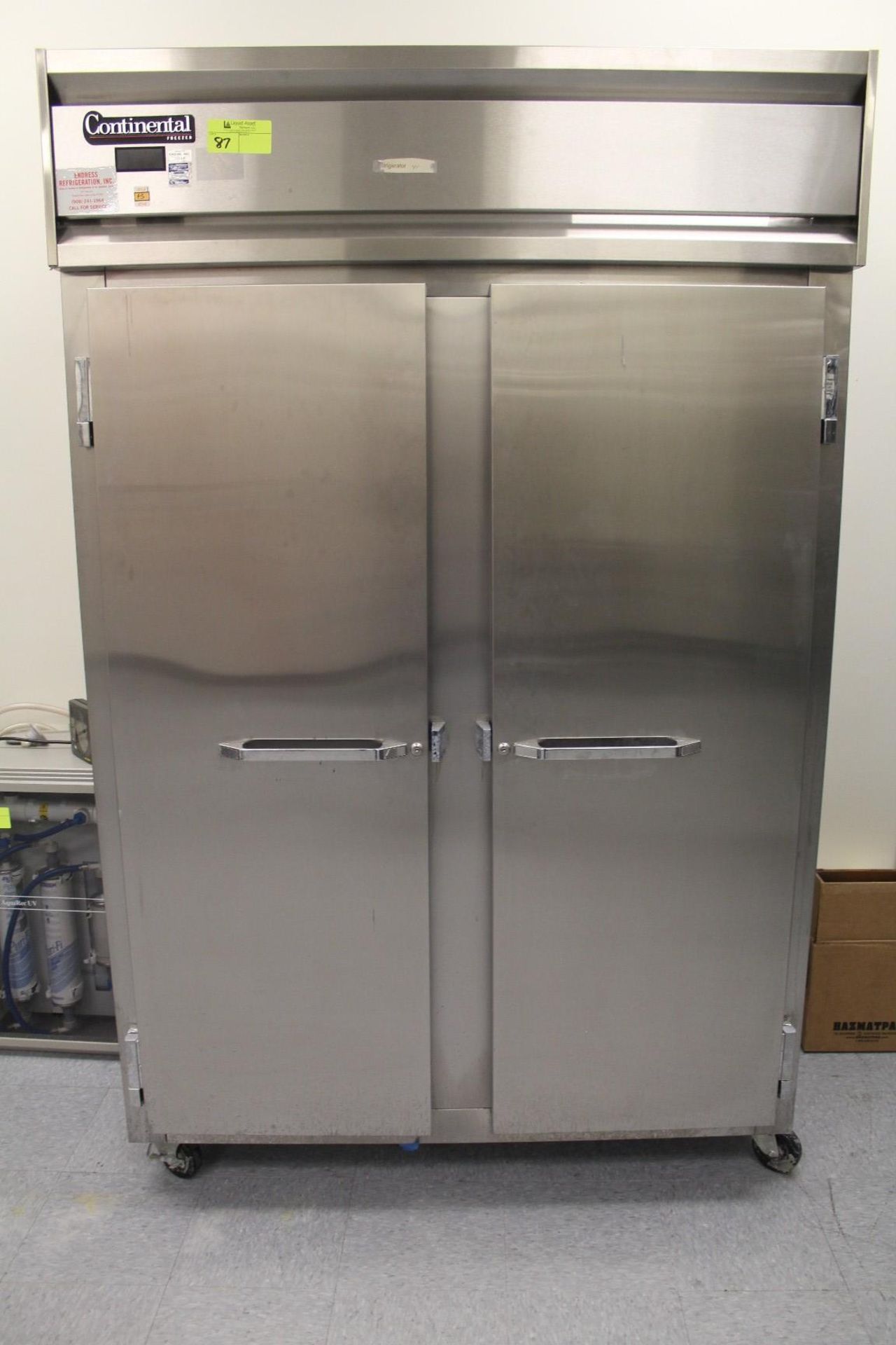 Continental Refrigerator, M# S2F-SS, S/N 13550318