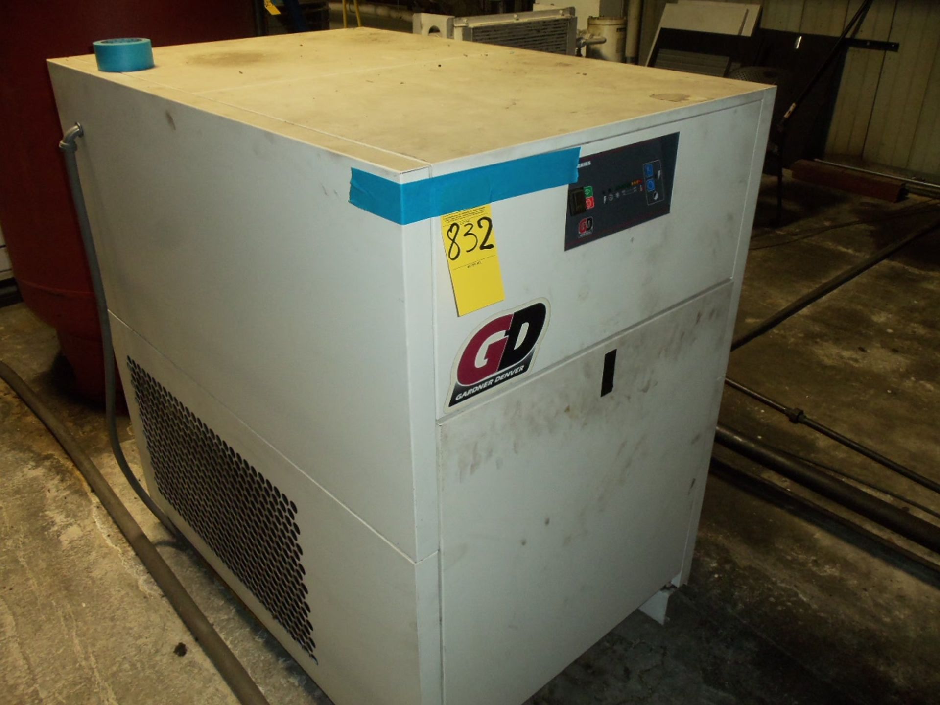 1 gardner Denver air dryer