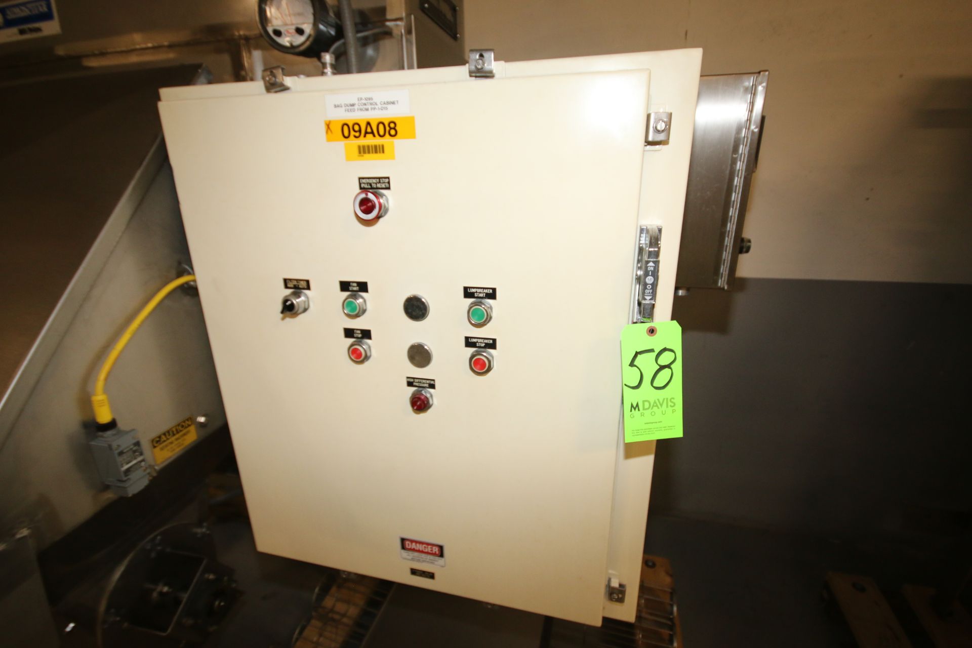 Young Industries S/S Skid-Mounted Self-Contained Filter/Bag Dump Station with Onboard 8-Bag Dust - Image 9 of 10
