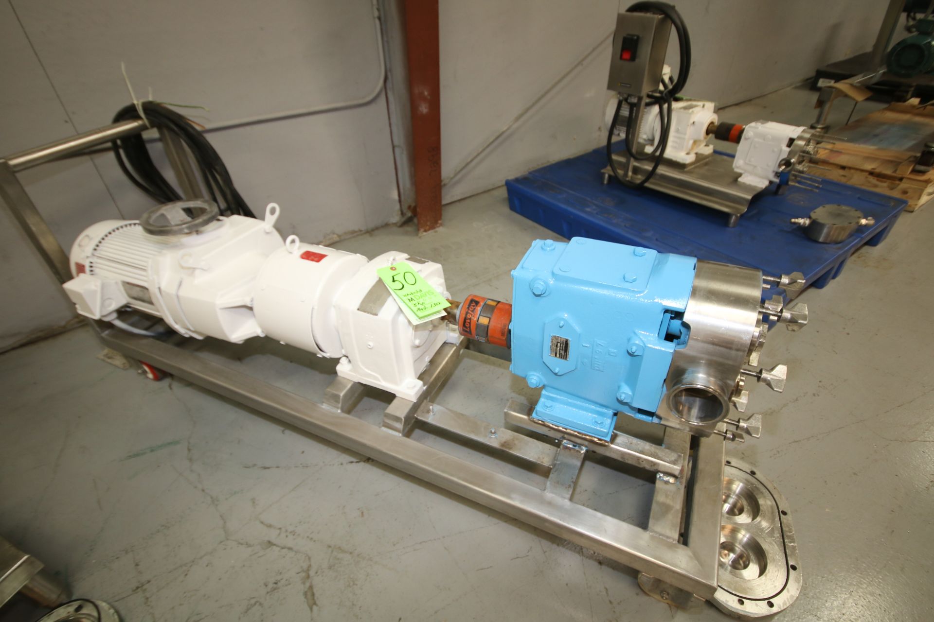 Waukesha/Cherry Burrell Positive Displacement Pump, Model 130 with 3" x 3" Clamp Type S/S Head, U.S. - Image 3 of 4