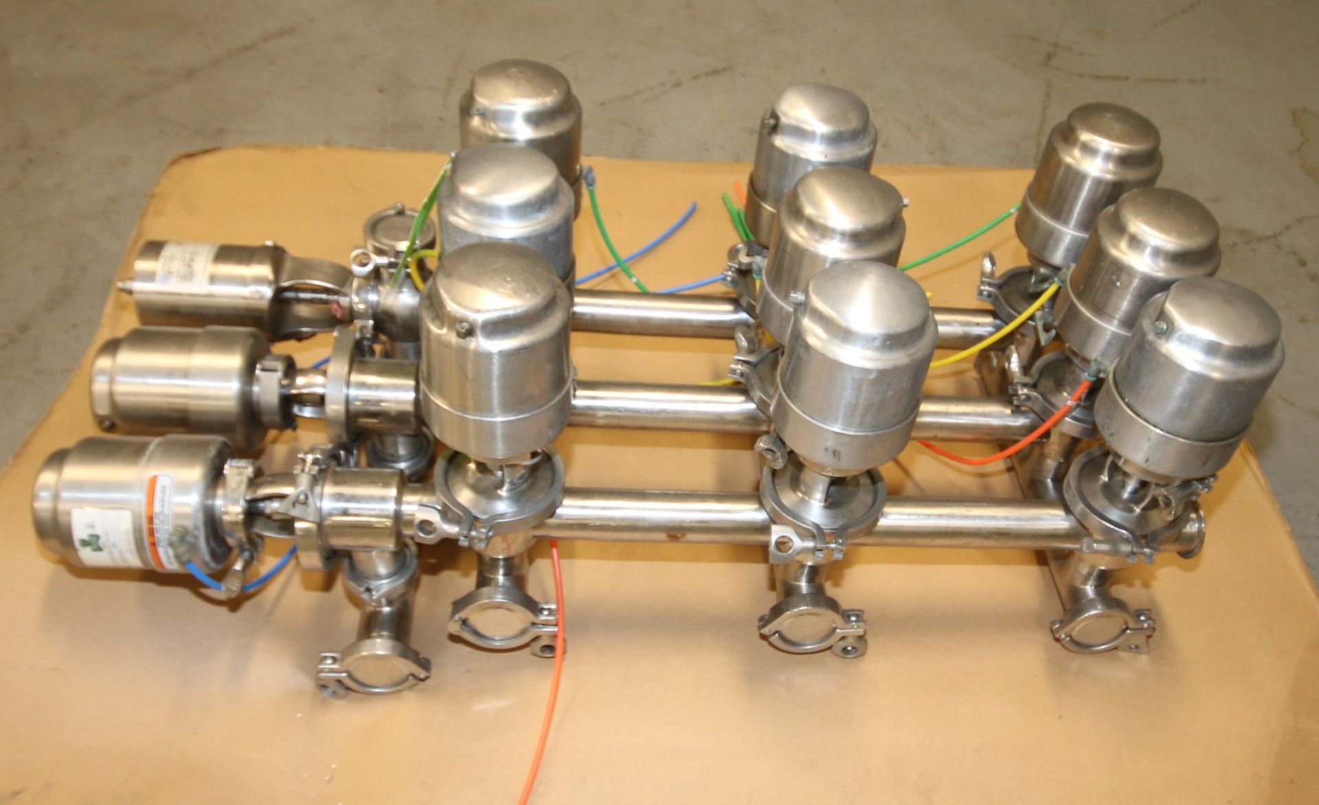 12-Valve Tri-Clover & WCB 2" S/S Air Valve Manifold / Cluster with Model 361 Valves, - Image 2 of 4