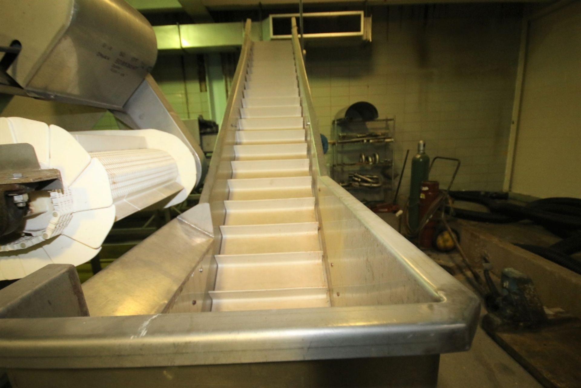 ~13 ft. L S/S Inclined Belt Conveyor System with 18" W Belt with 6" Flights, Siderails, Drain Pan, - Image 3 of 4