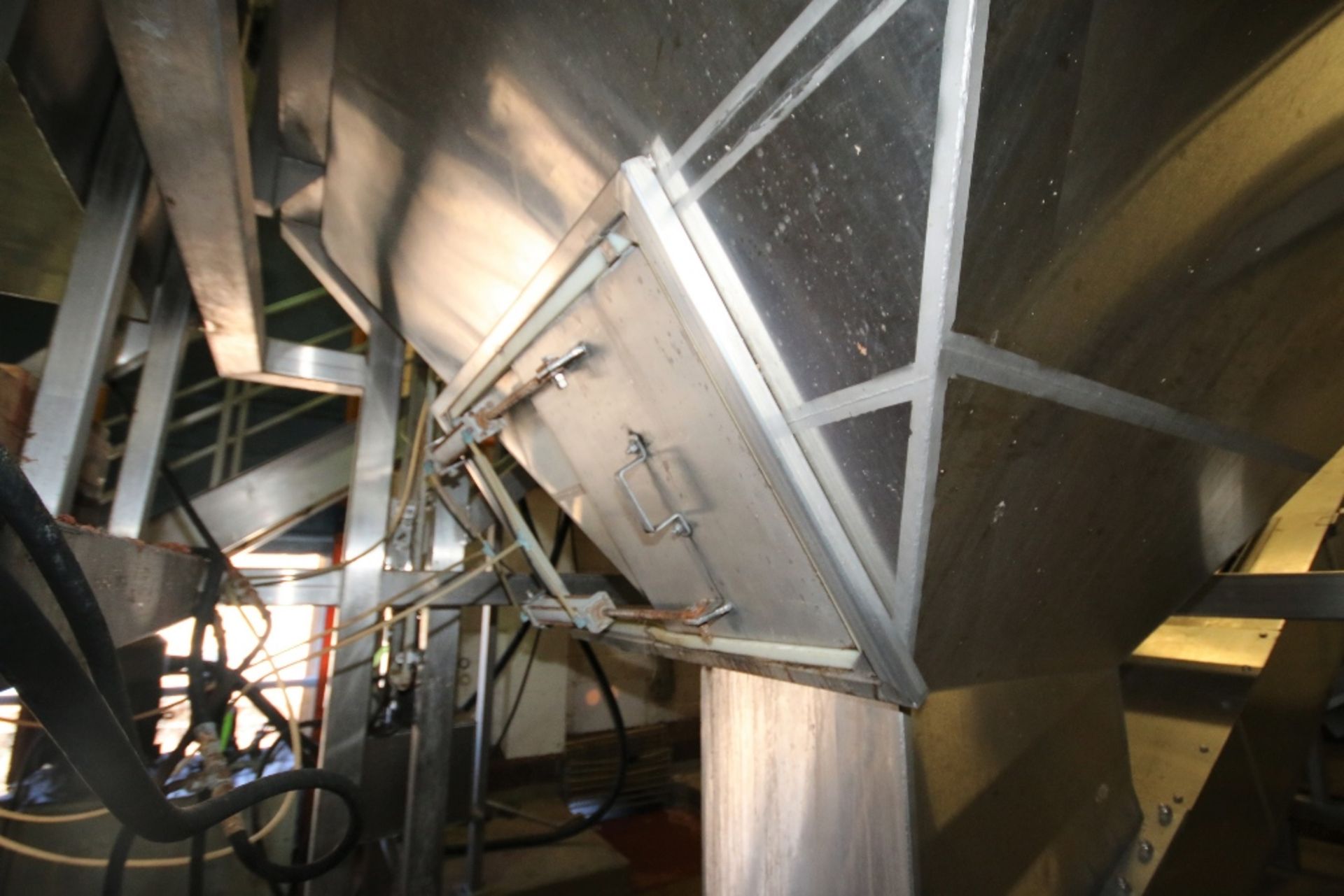 Custom Fabricated S/S Vegetable Hydraulic Dump Hopper /Bin Elevator System, Includes 52" W x 48" D x - Image 9 of 12