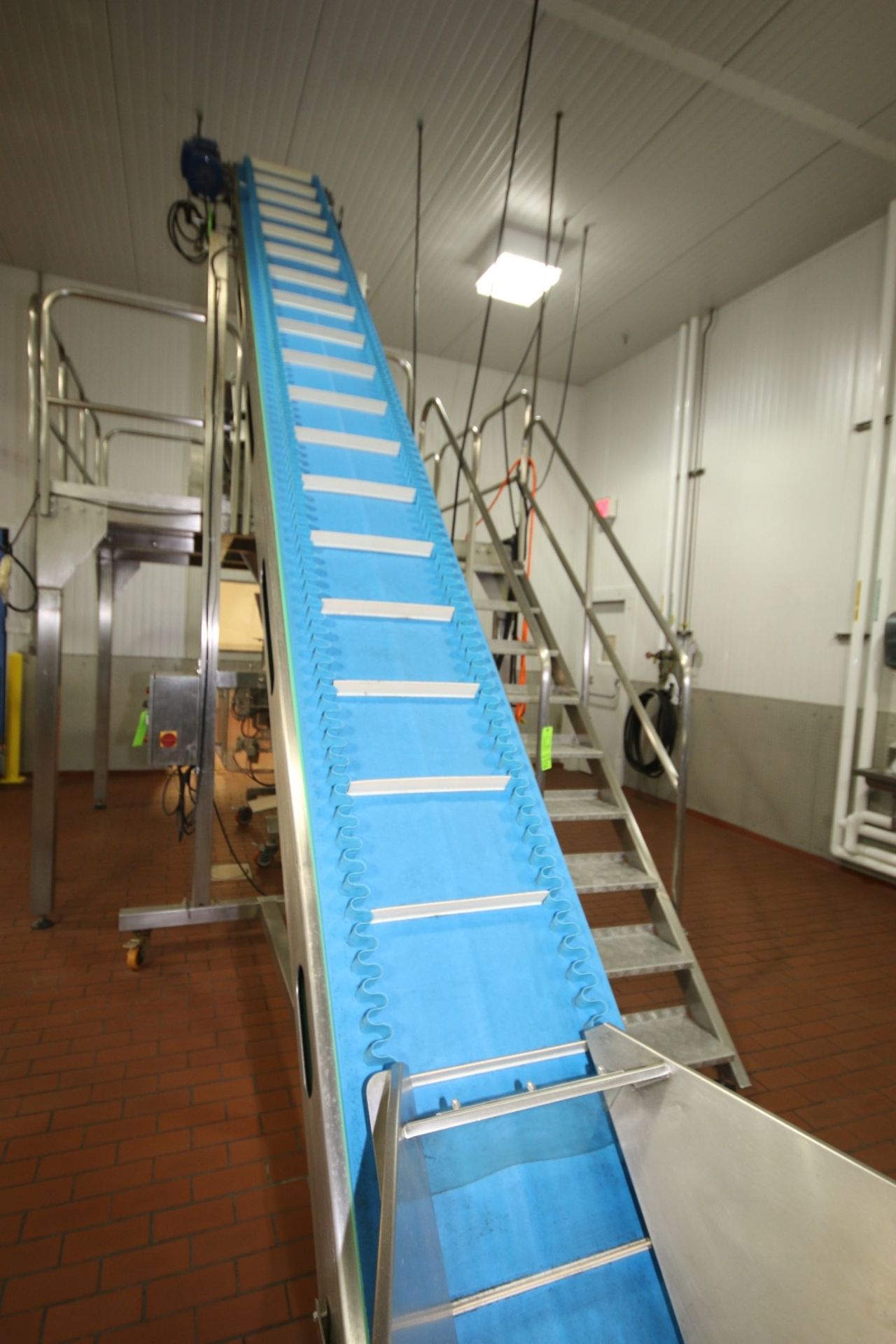 2010 Weighpack 168" H S/S Inclined Conveyor with 16" W Belt with Flights, Arpin Feed and IG5 VFD - Image 3 of 4