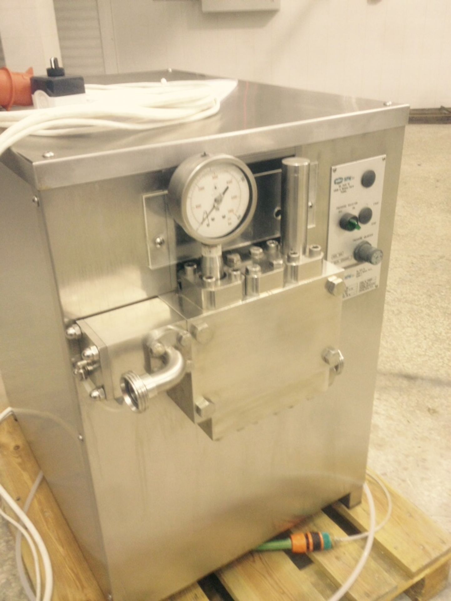 Bertoli 800 Liter/Hr Homogenizer, In Excellent Like New Condition - Image 5 of 5