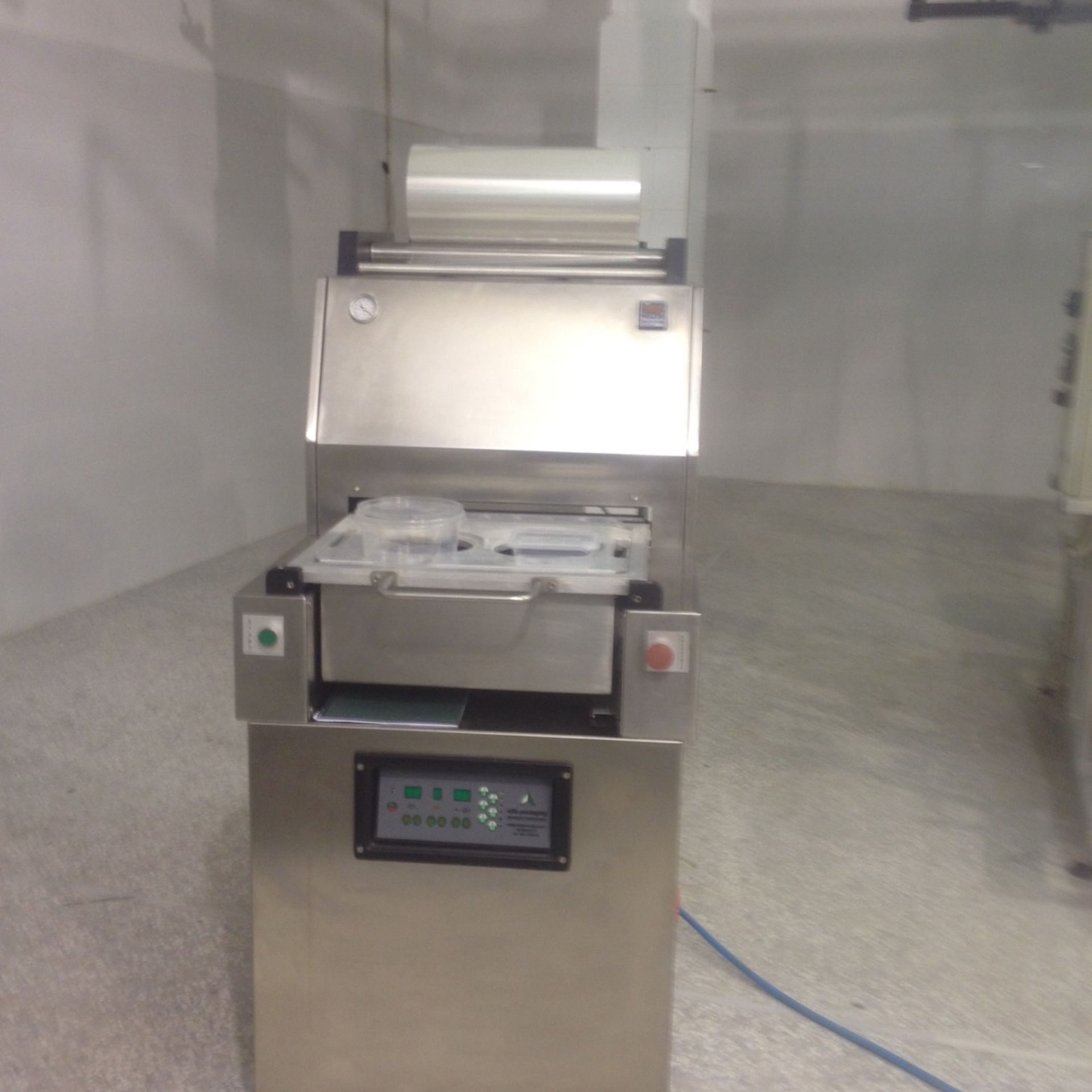 Effe Packaging Thermoforming Cup Sealer, Equipped with Gas Flush, Suitable for Cheese, Yogurt, Past - Image 2 of 5
