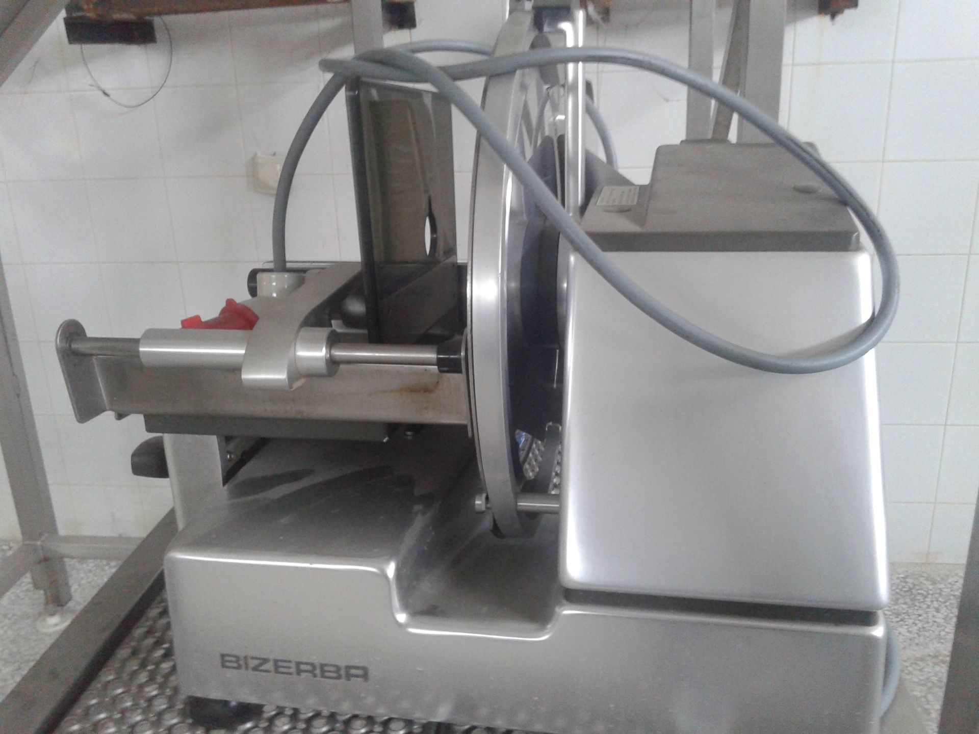 Bizerba Automatic Deli Meat adn Cheese Slicer, Type VS8, 220/380V - Image 2 of 3