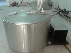 JAPY 650 Liter Milk Cooling Tank, Model 650, Equipped with Top Mount Prop Agitation, On-Board Compr