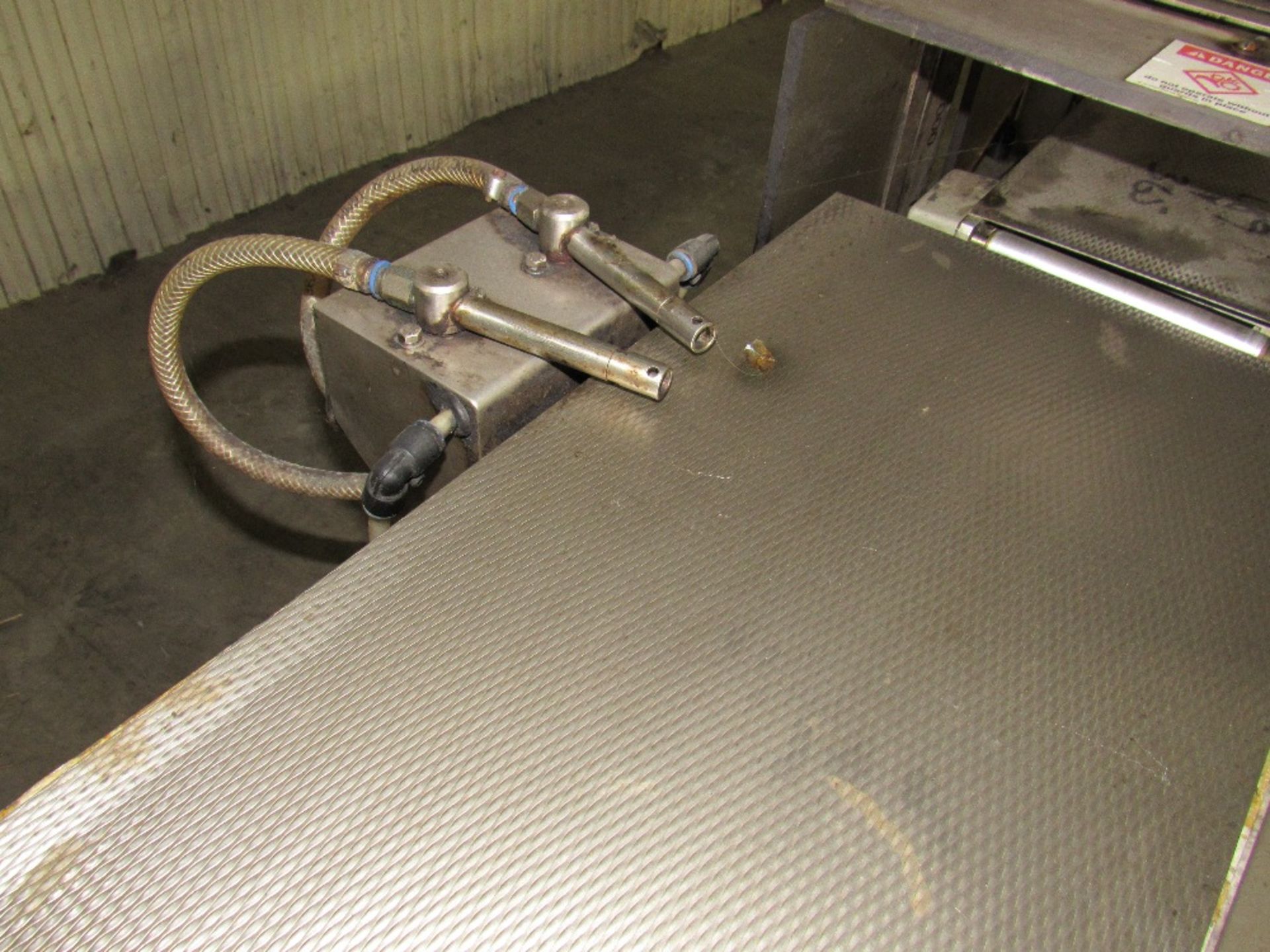 Loma 7000 Staginess Steel Check weigher with built-in 7.5 gallon air tanks and product conveyor - Image 8 of 21
