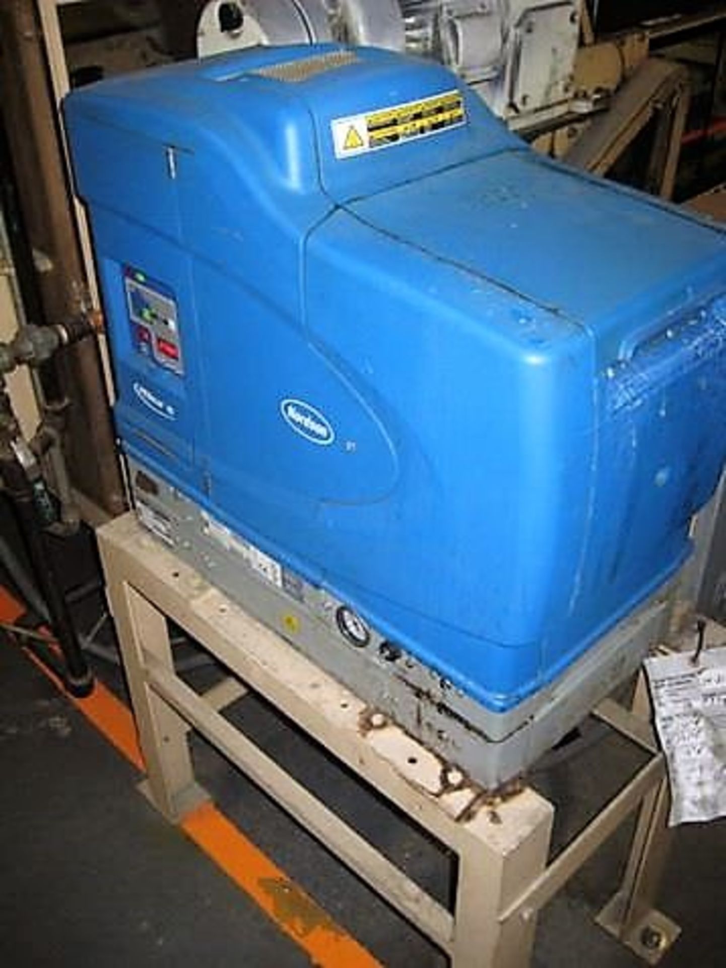 Nigrelli Tray Former, Model # CMTF-100, S/N TF99 -1838-3, very high speed with Nordson ProBlue10 hot - Image 5 of 5