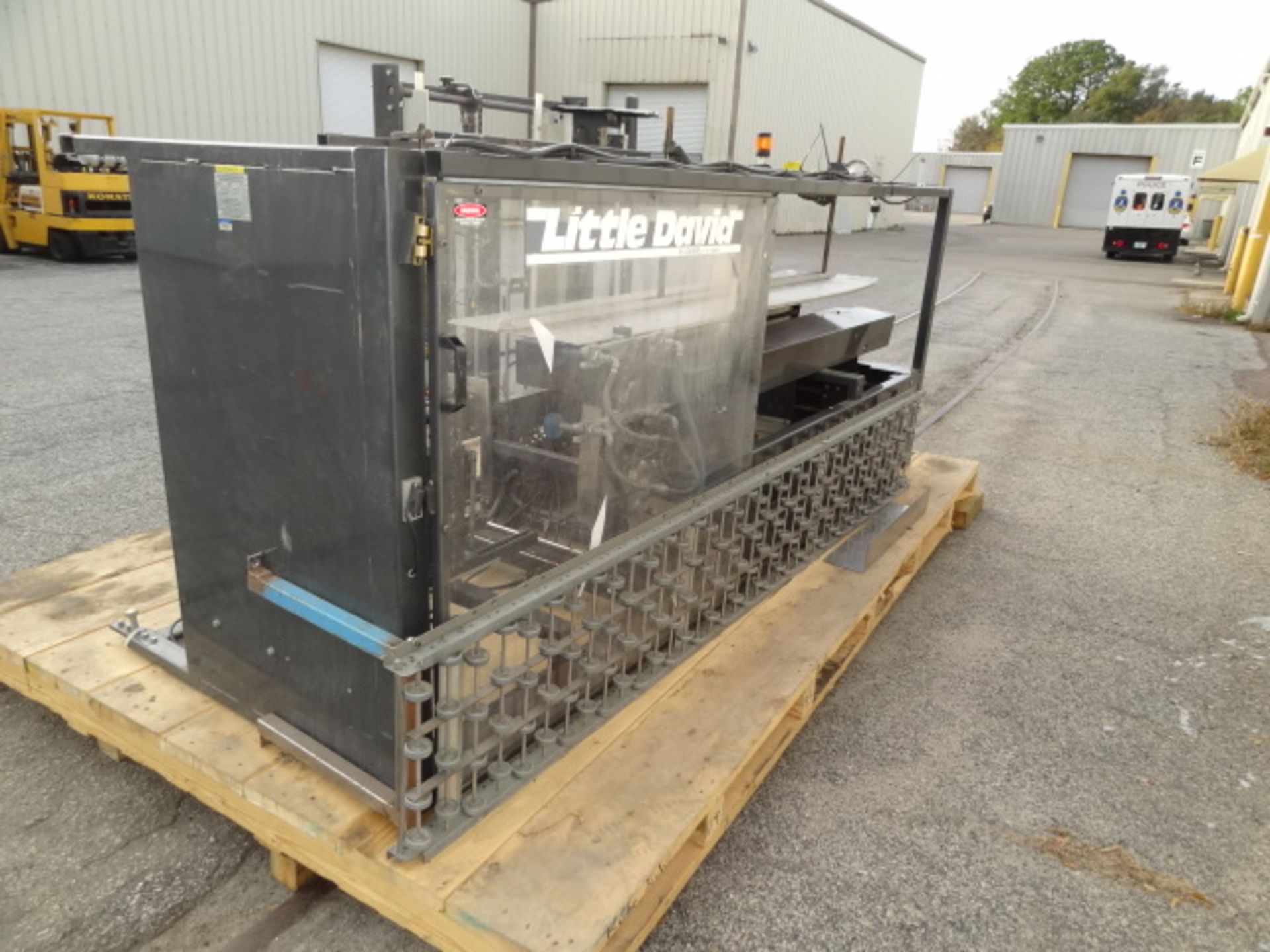 Loveshaw Case Erector, Model # CF-40T, S/N 22054640T, bottom flap taper with 2" applicator / AB - Image 2 of 6