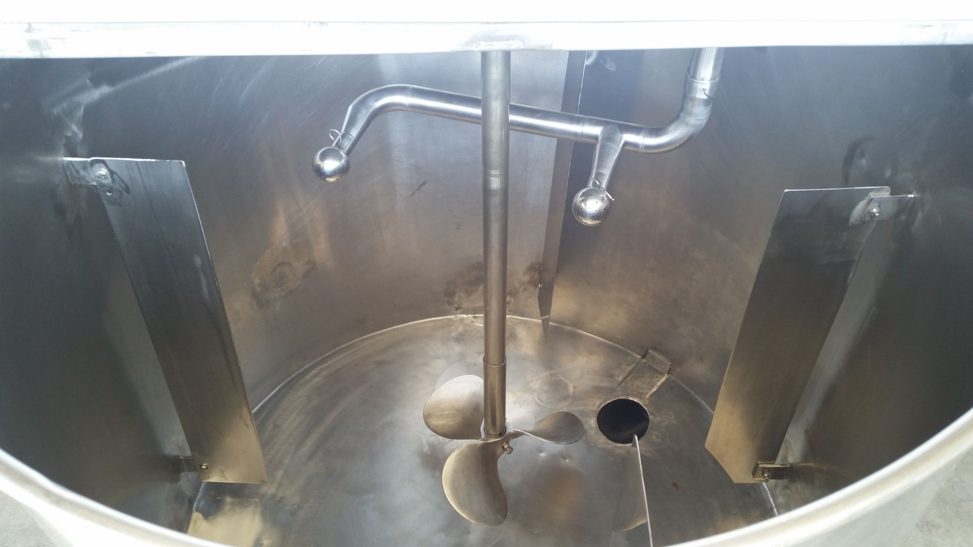 200 Gallon Batch Blending Tank, Stainless Steel, Single Agitation, Baldor 2HP 208-230/460 Volt 60 Hz - Image 5 of 11