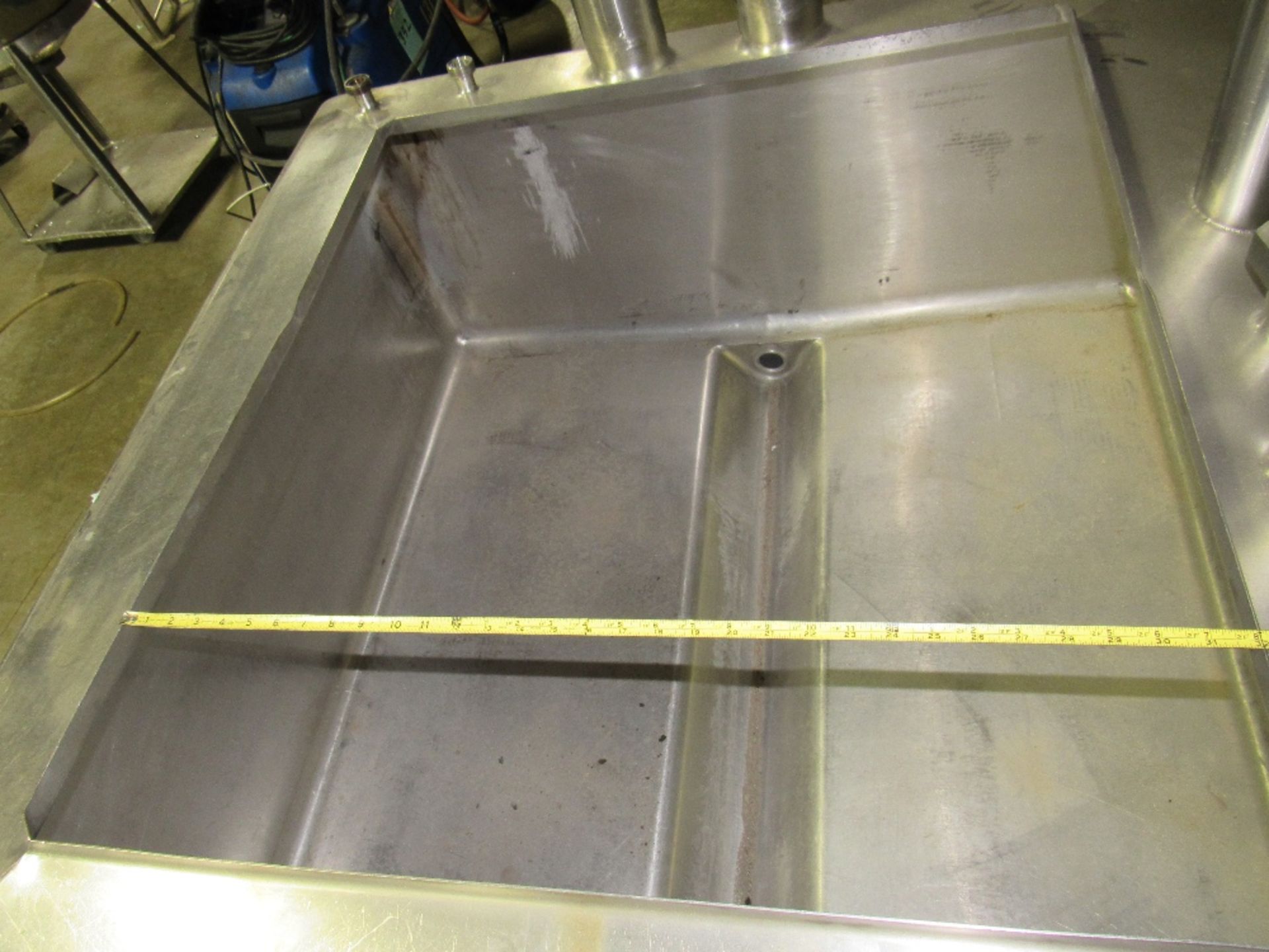 200 Gallon Stainless Steel Square Tank with a lid and several openings (Rigging and loading fees - Image 7 of 15