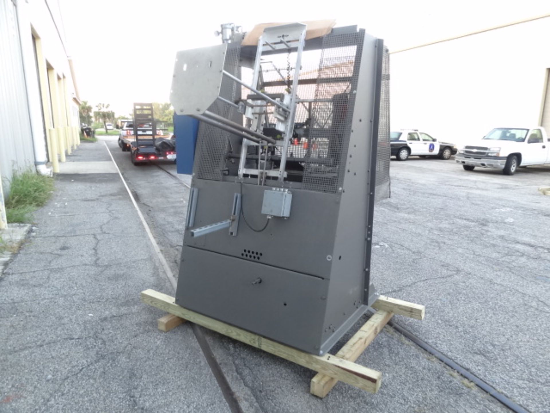 Sprinter Tray Former, Model # MP11, S/N 32364, single forming head for self-sealing trays(Located in - Image 3 of 5
