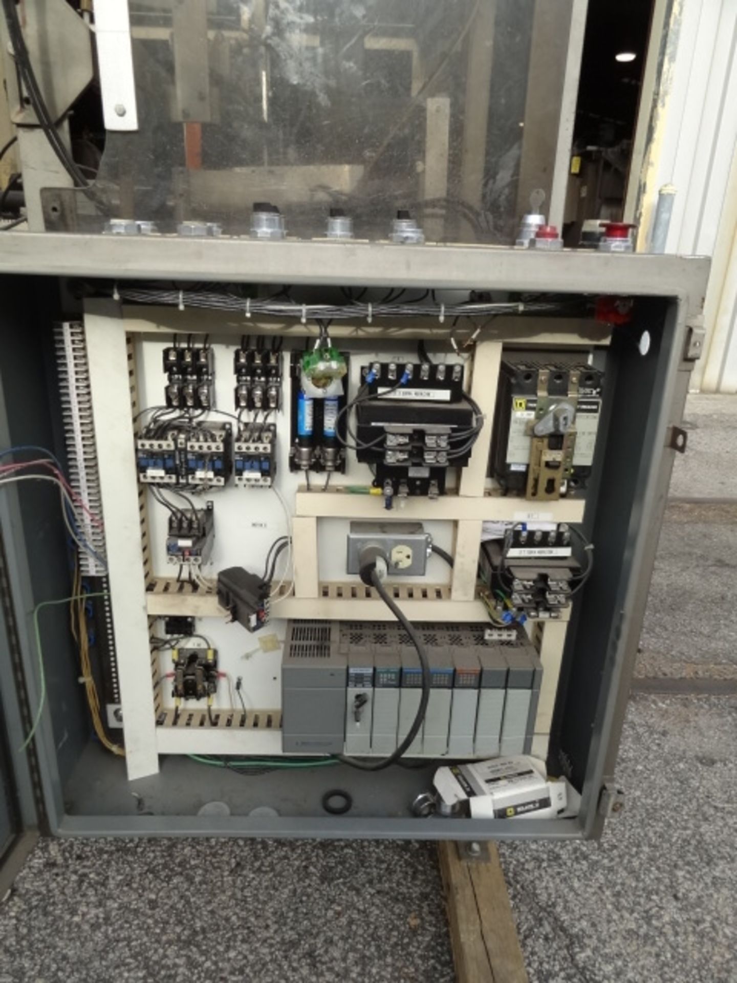 Southern (SPMC) Case Erector, Model # CE-900-STD, S/N 5819, Nordson hot melt glue / AB PLC(Located - Image 6 of 7