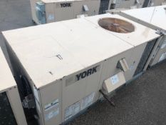 York Rooftop HVAC Unit, Model D7CG048N09925A with R22 Refrigerant, 208/230 V (Rigging Cost $300.00)