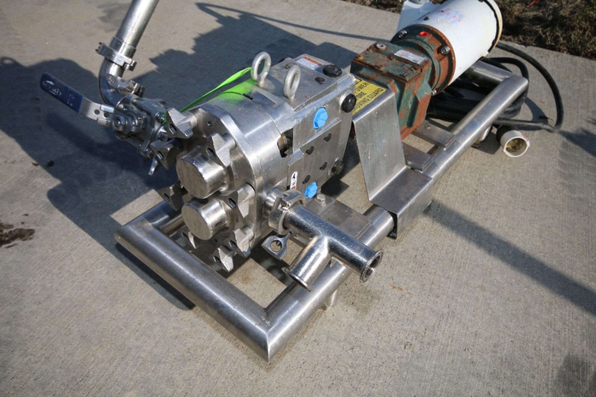 2014 WCB SPX 2 hp Positive Displacement Pump, M/N 030U1, S/N 1000002900739, with 1-1/2" S/S Clamp - Image 3 of 5