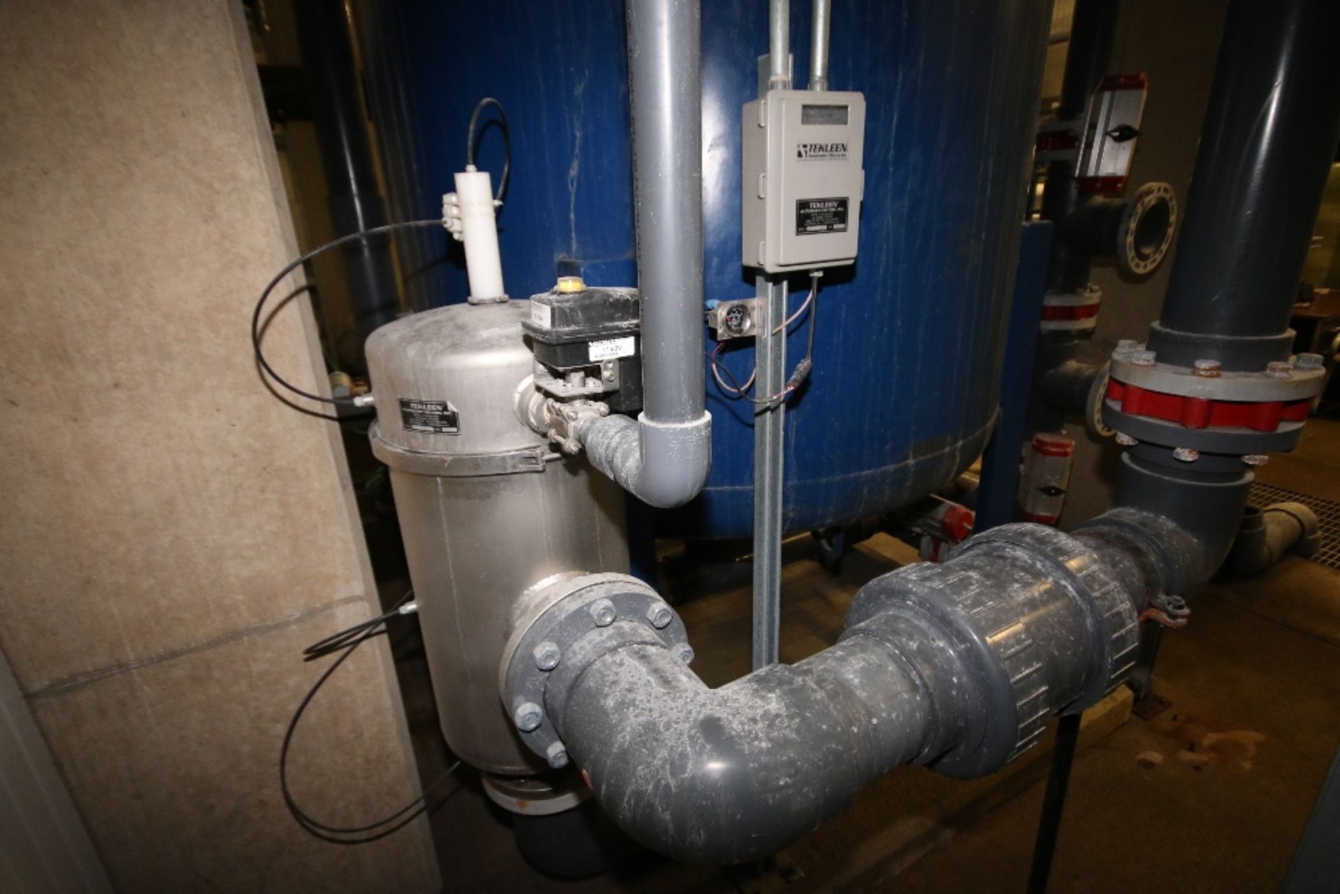 2012 Siemens CSTM Vantage PT1-Plus Triplex Softener/Quik Tanks Inc. Water Softening Vessel, Model - Image 3 of 8